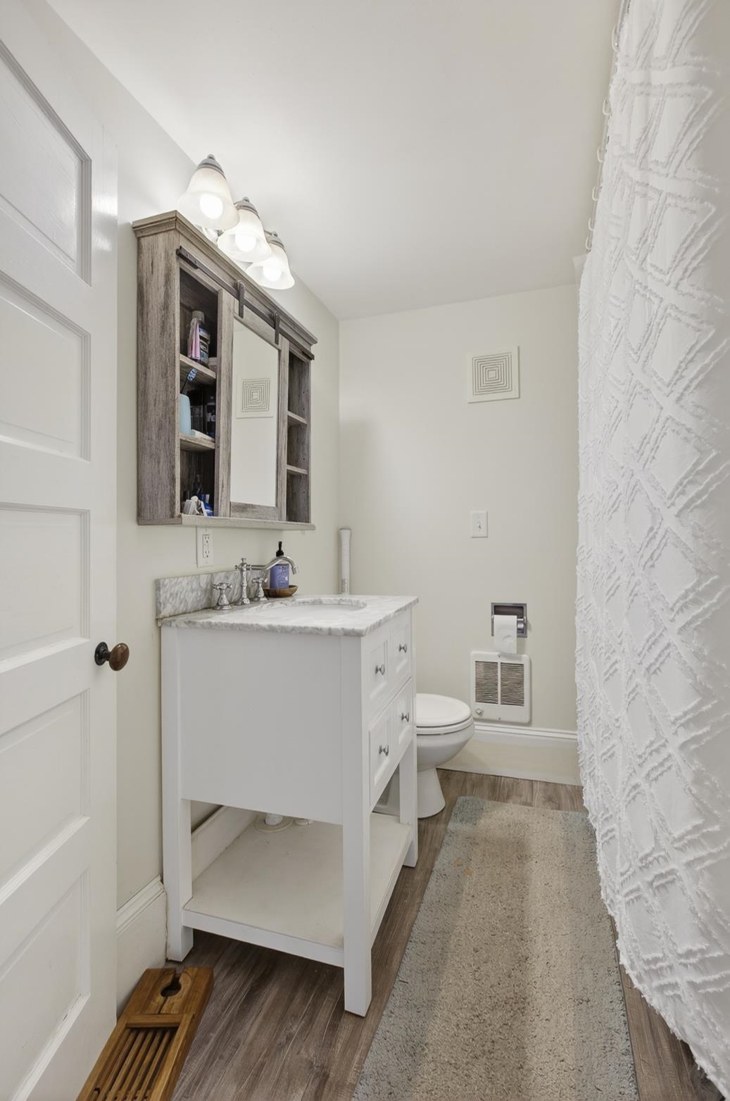 17 Forest Road Property Photo 25