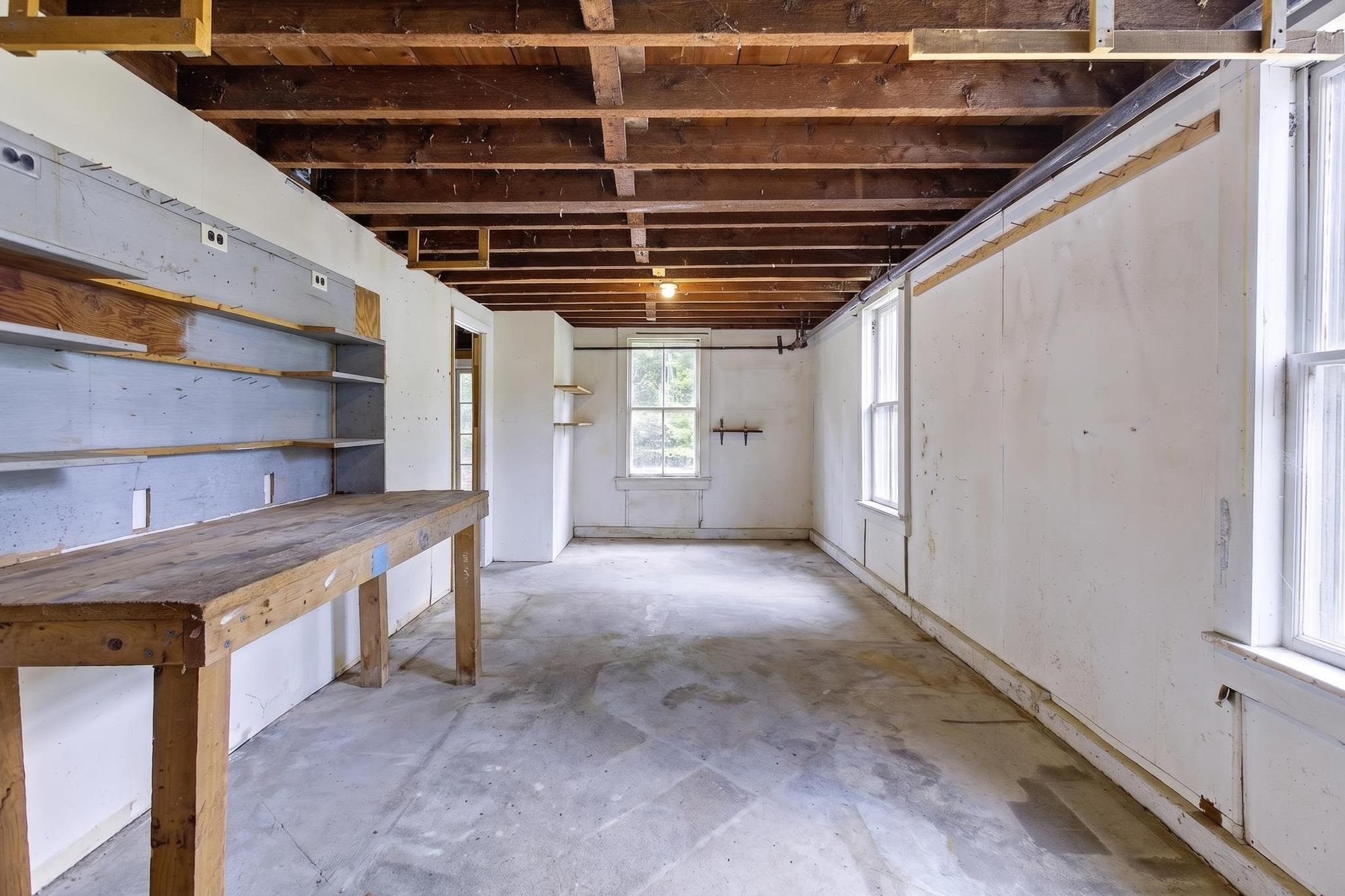 17 Forest Road Property Photo 28