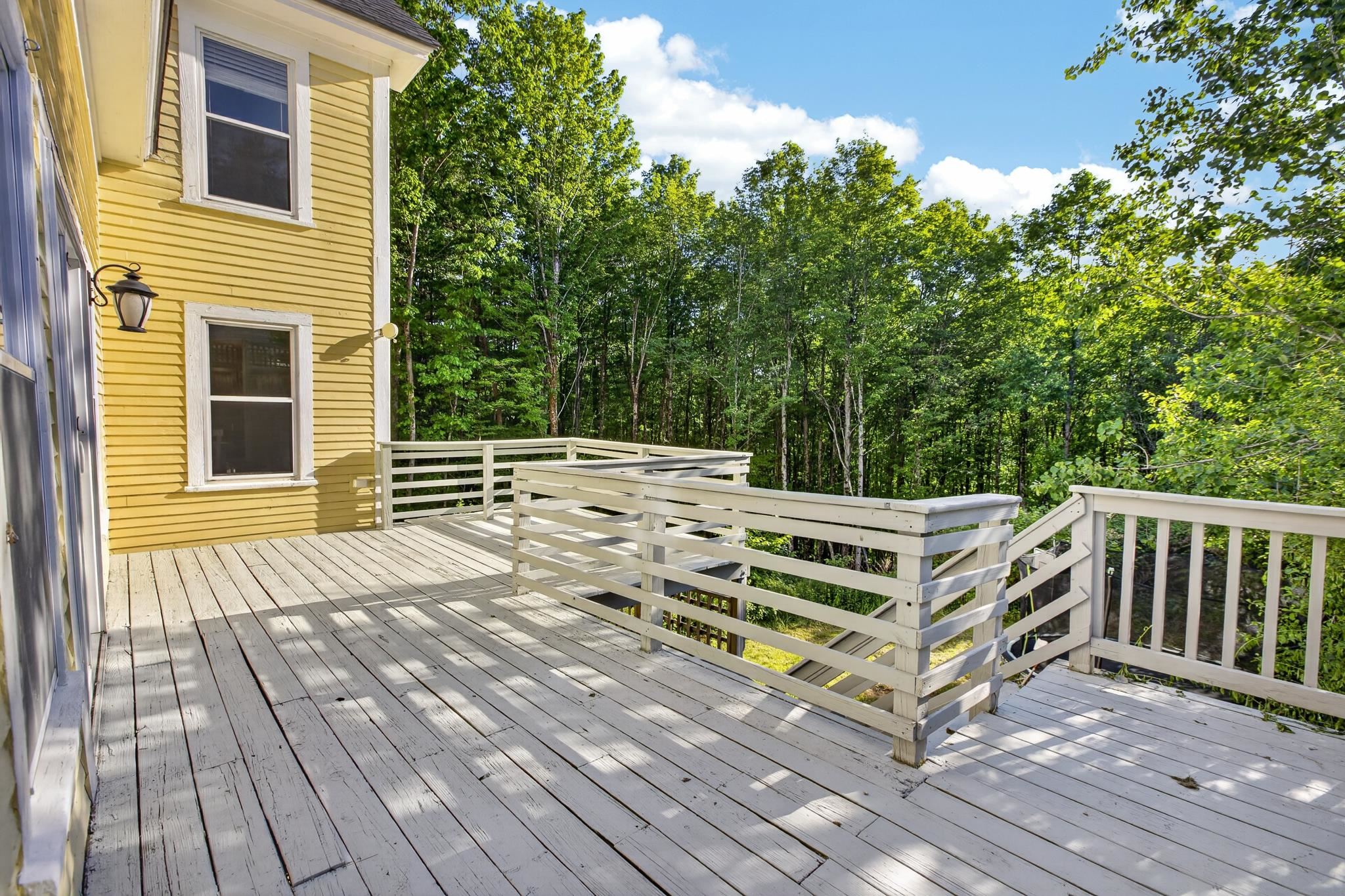 17 Forest Road Property Photo 33