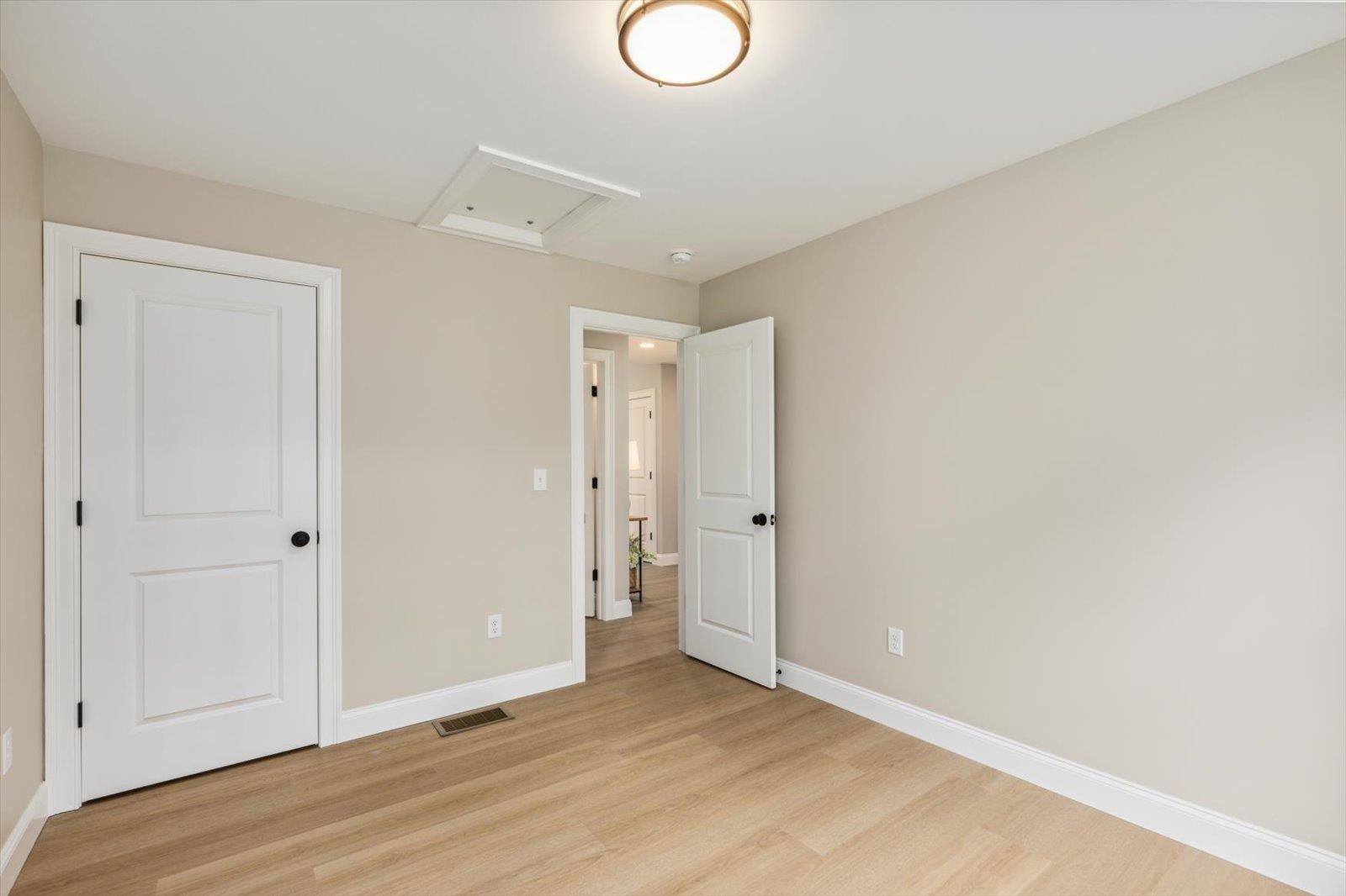 41 Willow Lane Property Photo 23