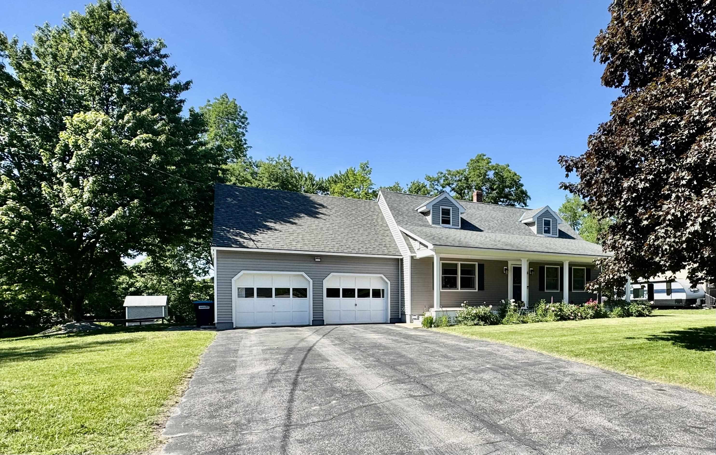 5 Tuttle Meadow Drive Property Photo 3