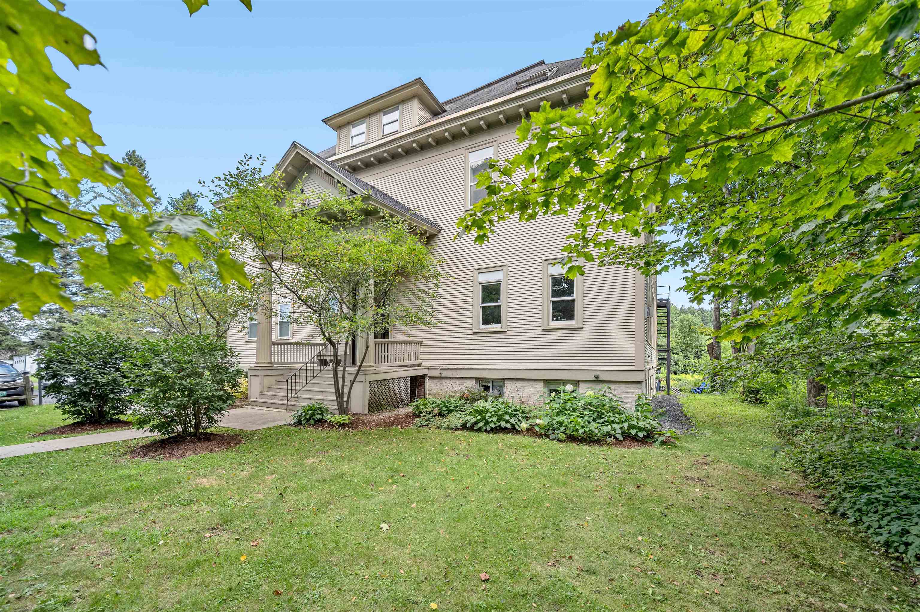 4125 Main Street Property Photo 1