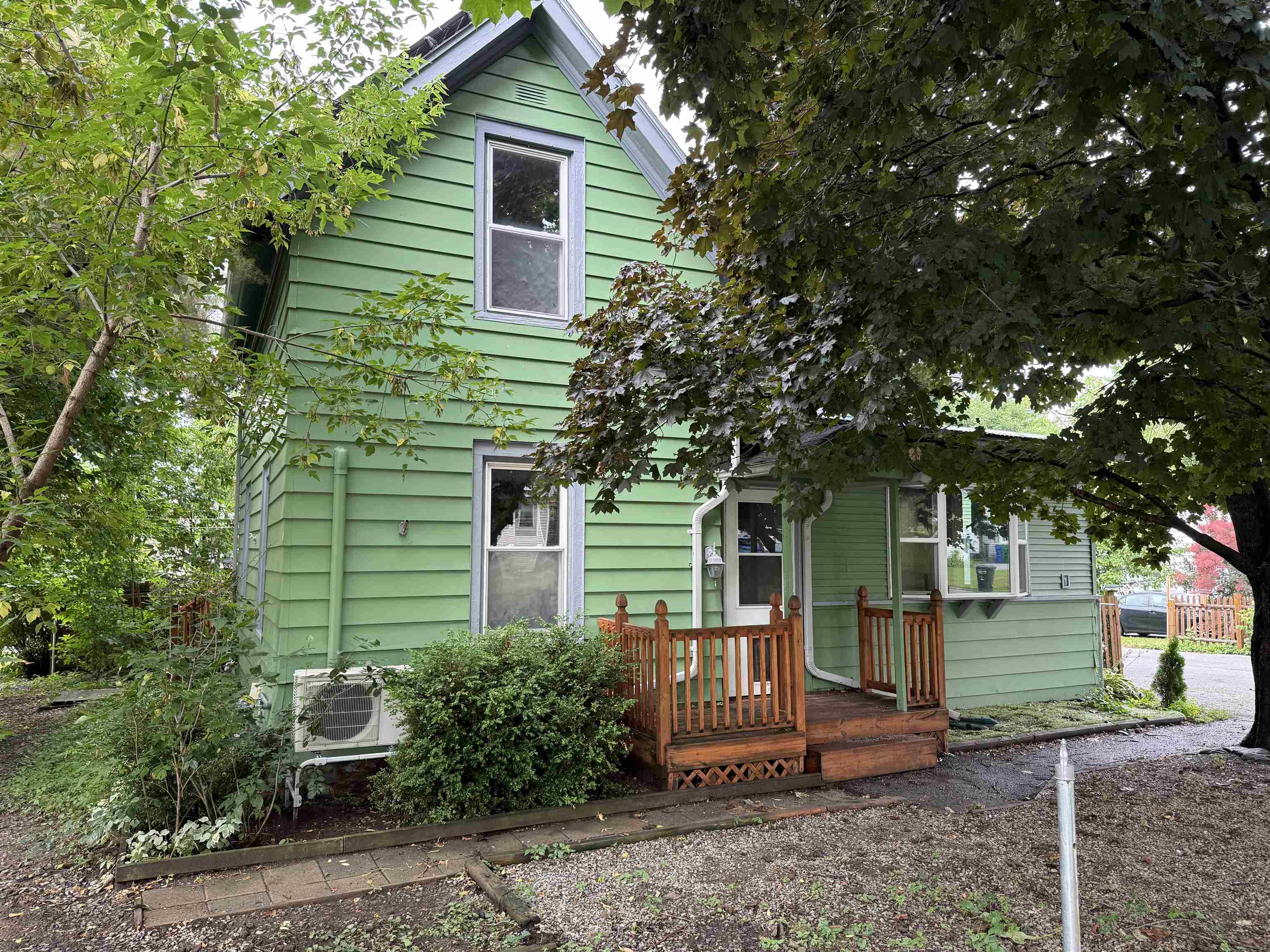 120 Lincoln Avenue Property Photo 1