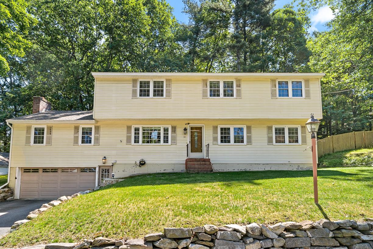 10 Oakdale Avenue Property Photo 1