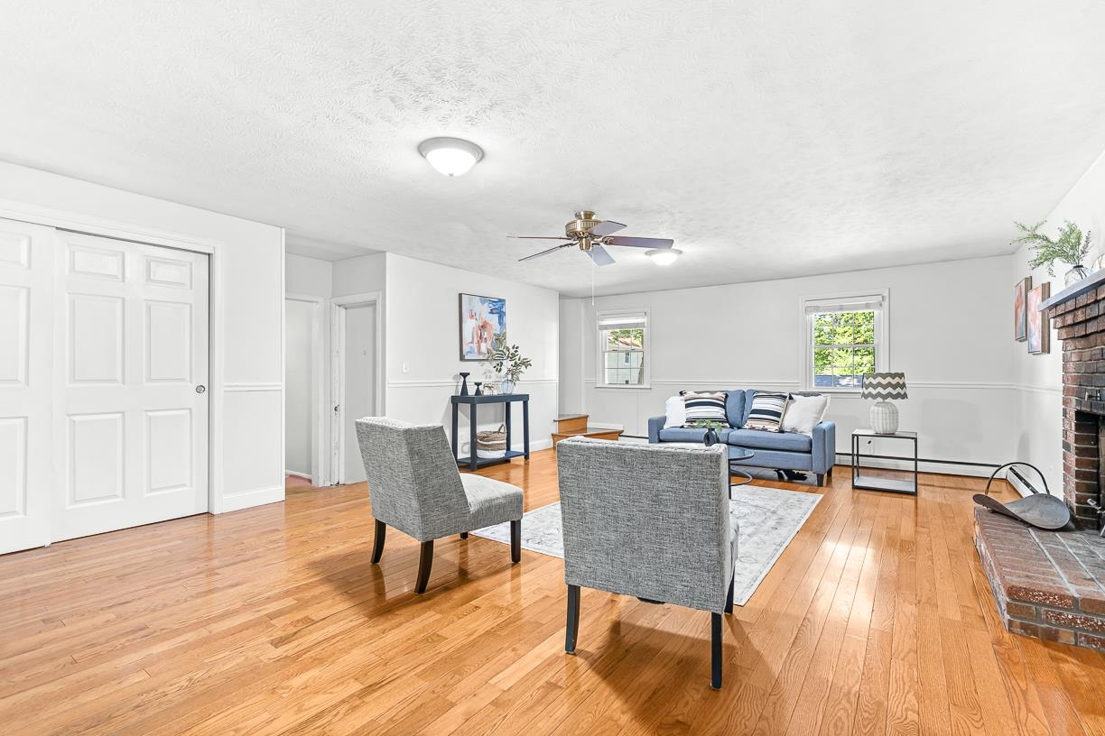 10 Oakdale Avenue Property Photo 6