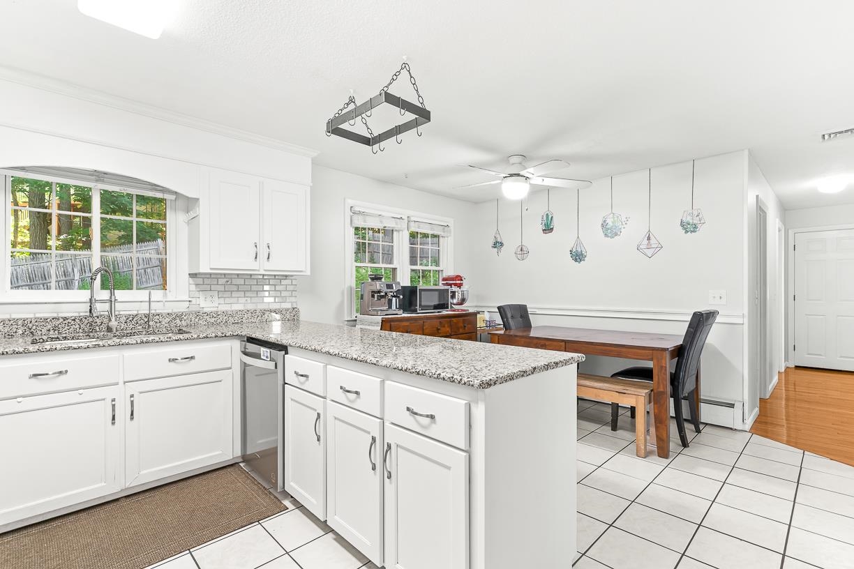 10 Oakdale Avenue Property Photo 13