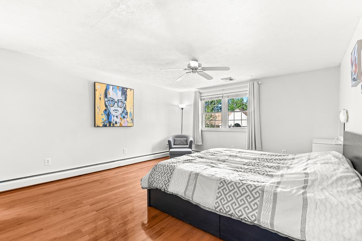 10 Oakdale Avenue Property Photo 22