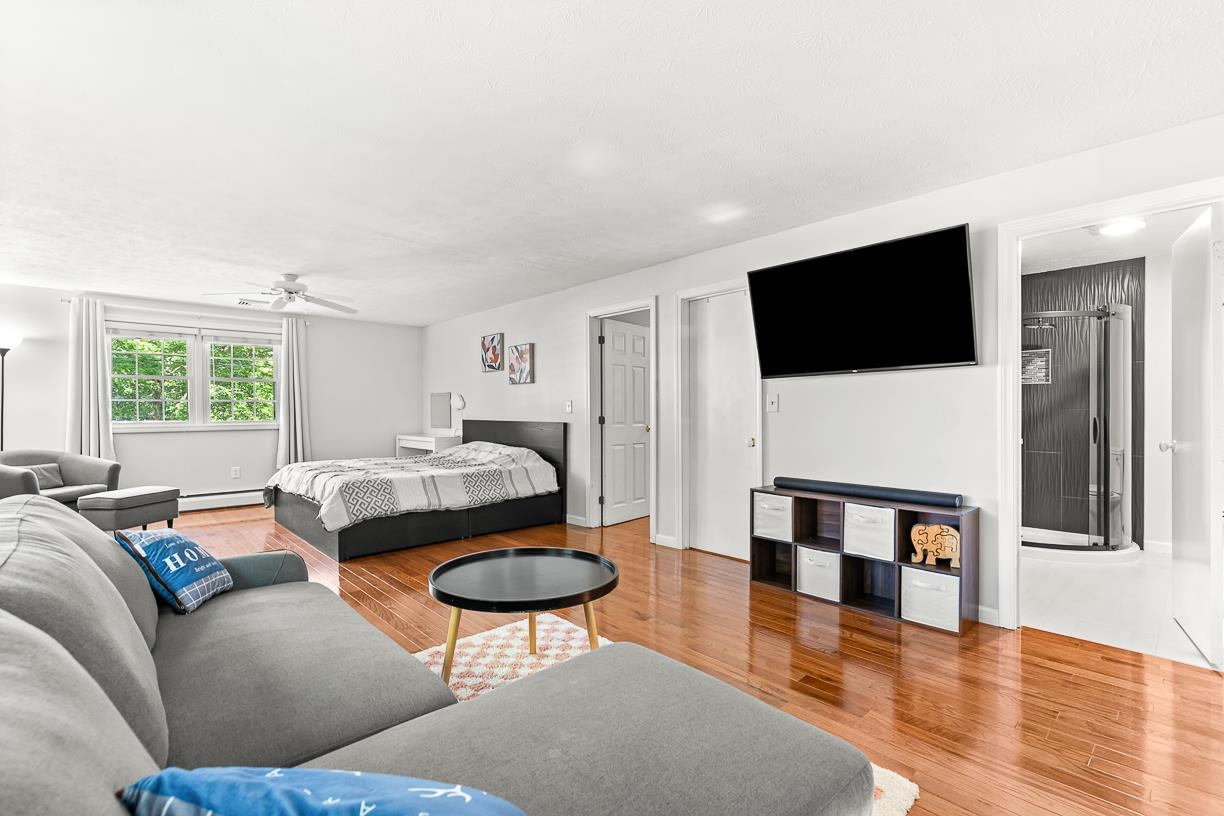 10 Oakdale Avenue Property Photo 25