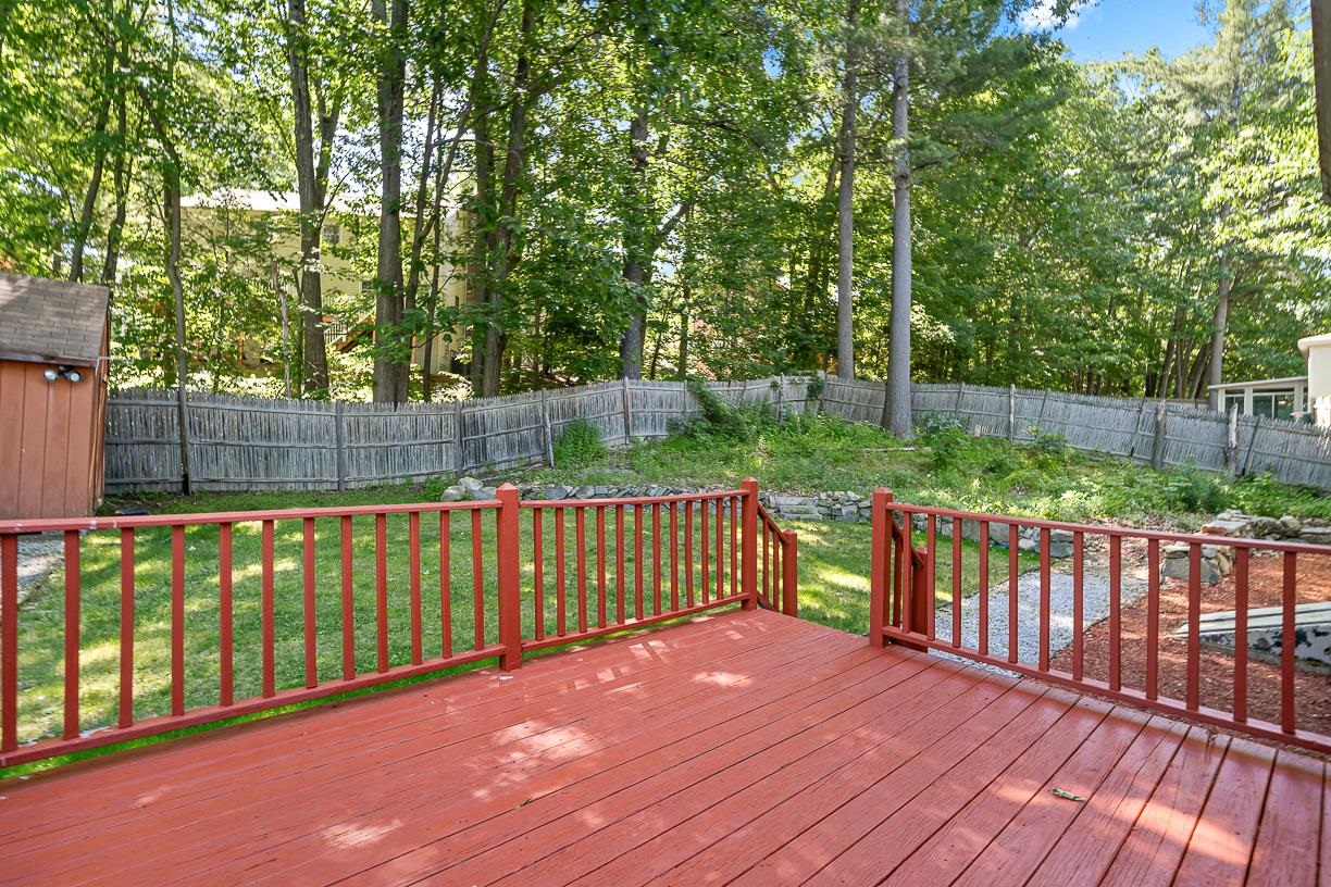 10 Oakdale Avenue Property Photo 40