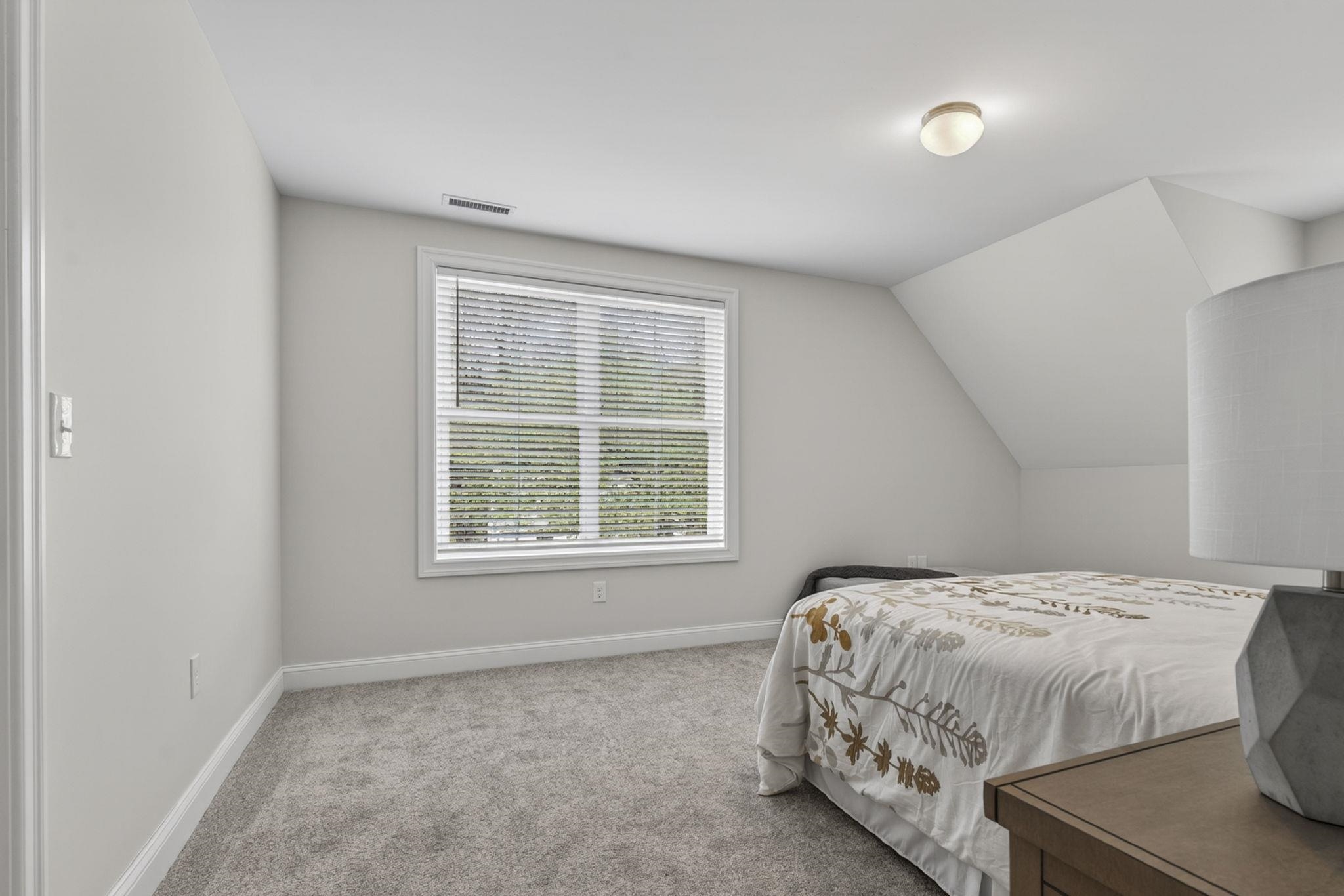 19 Woodmans Lane Property Photo 7
