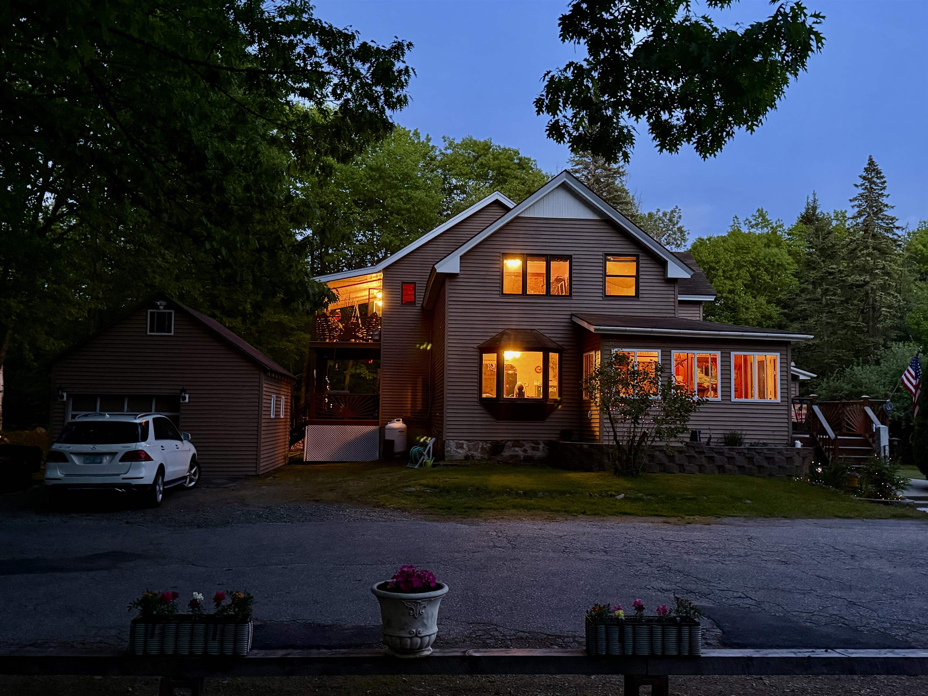14 Broadway Avenue Property Photo 7