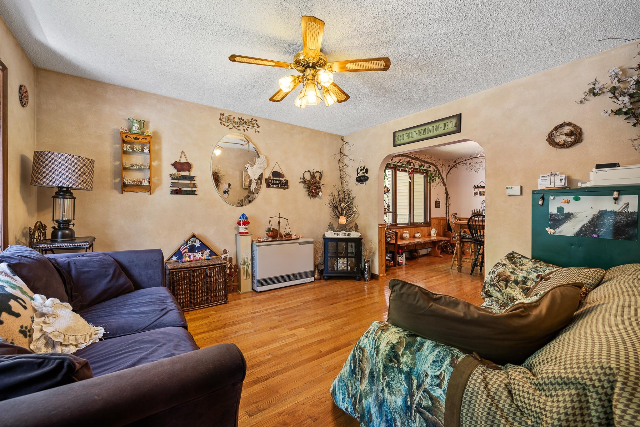 14 Broadway Avenue Property Photo 34