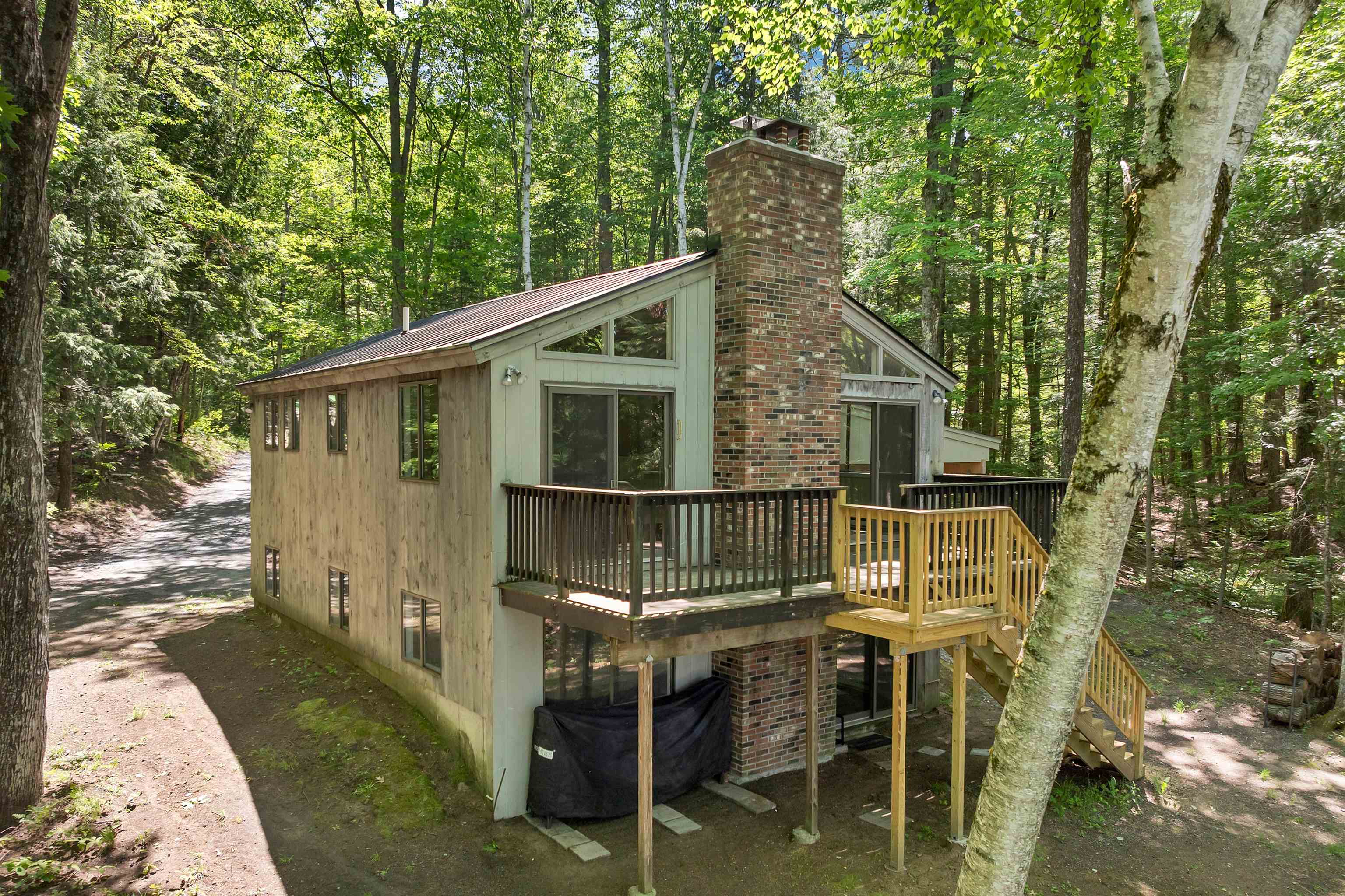 309 Stocker Pond Road Property Photo 1