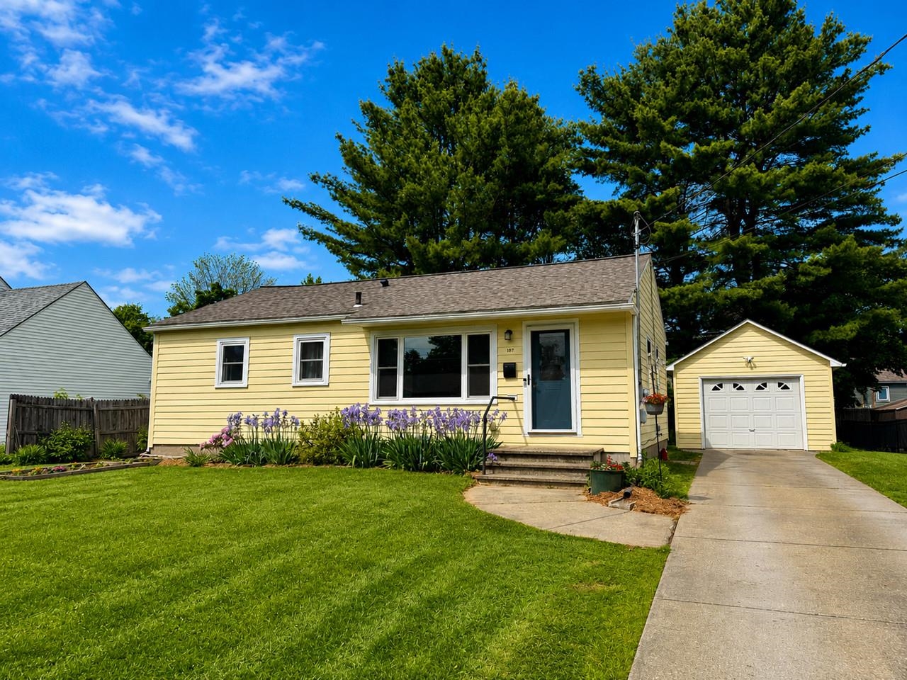 107 Abnaki Avenue Property Photo 1