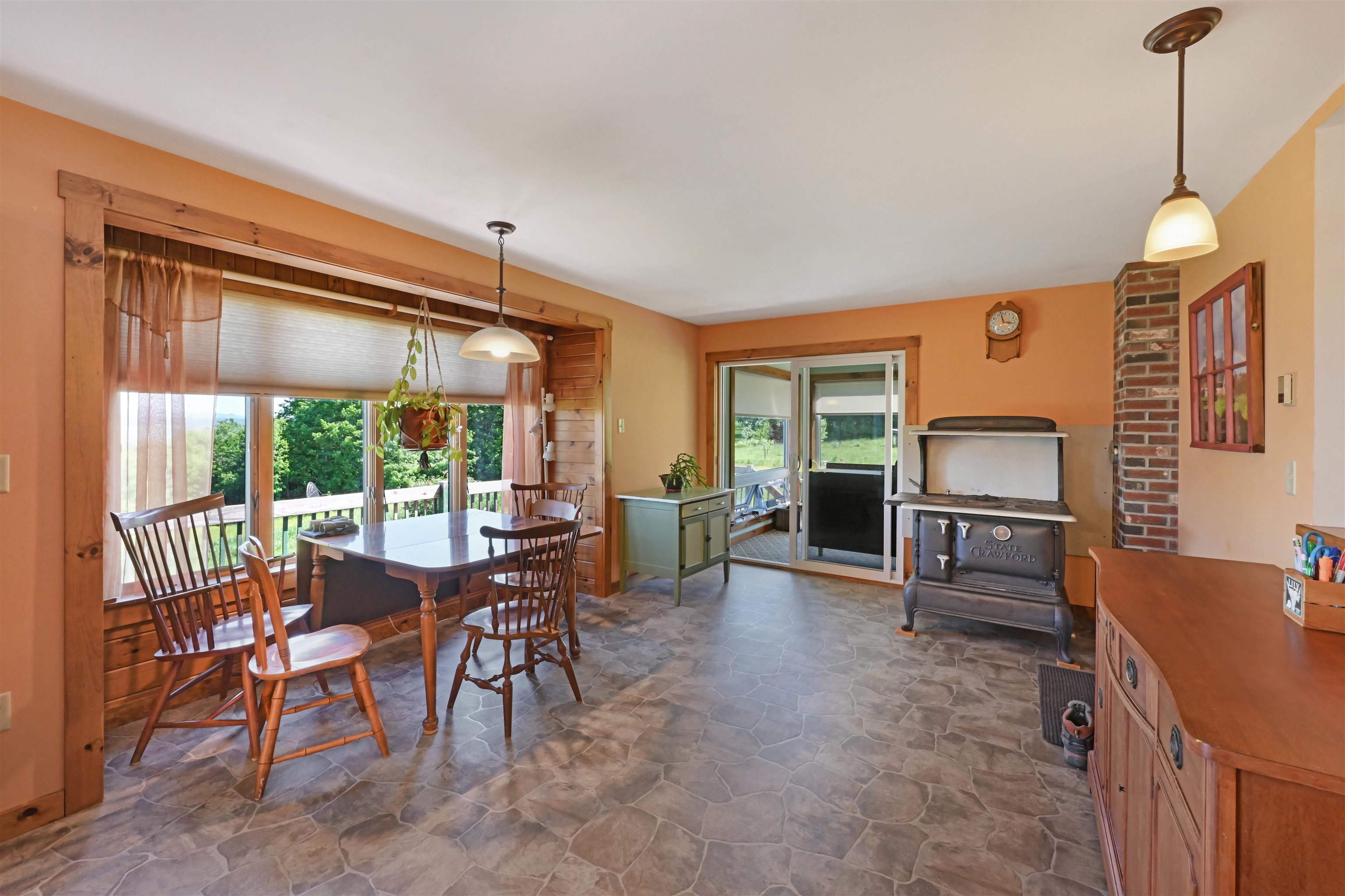 428 Lawson Ridge Property Photo 6