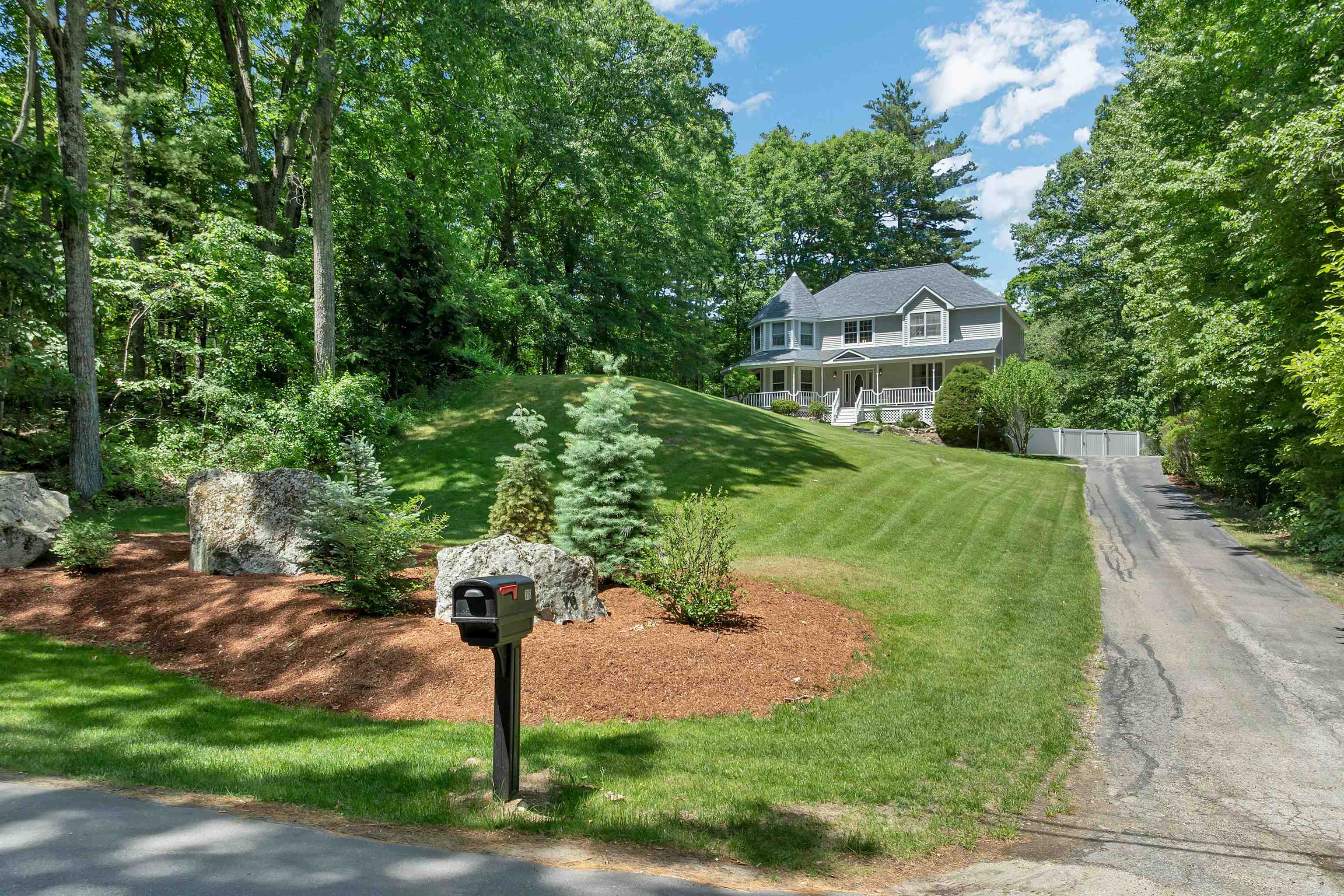 76 Marblehead Road Property Photo 1