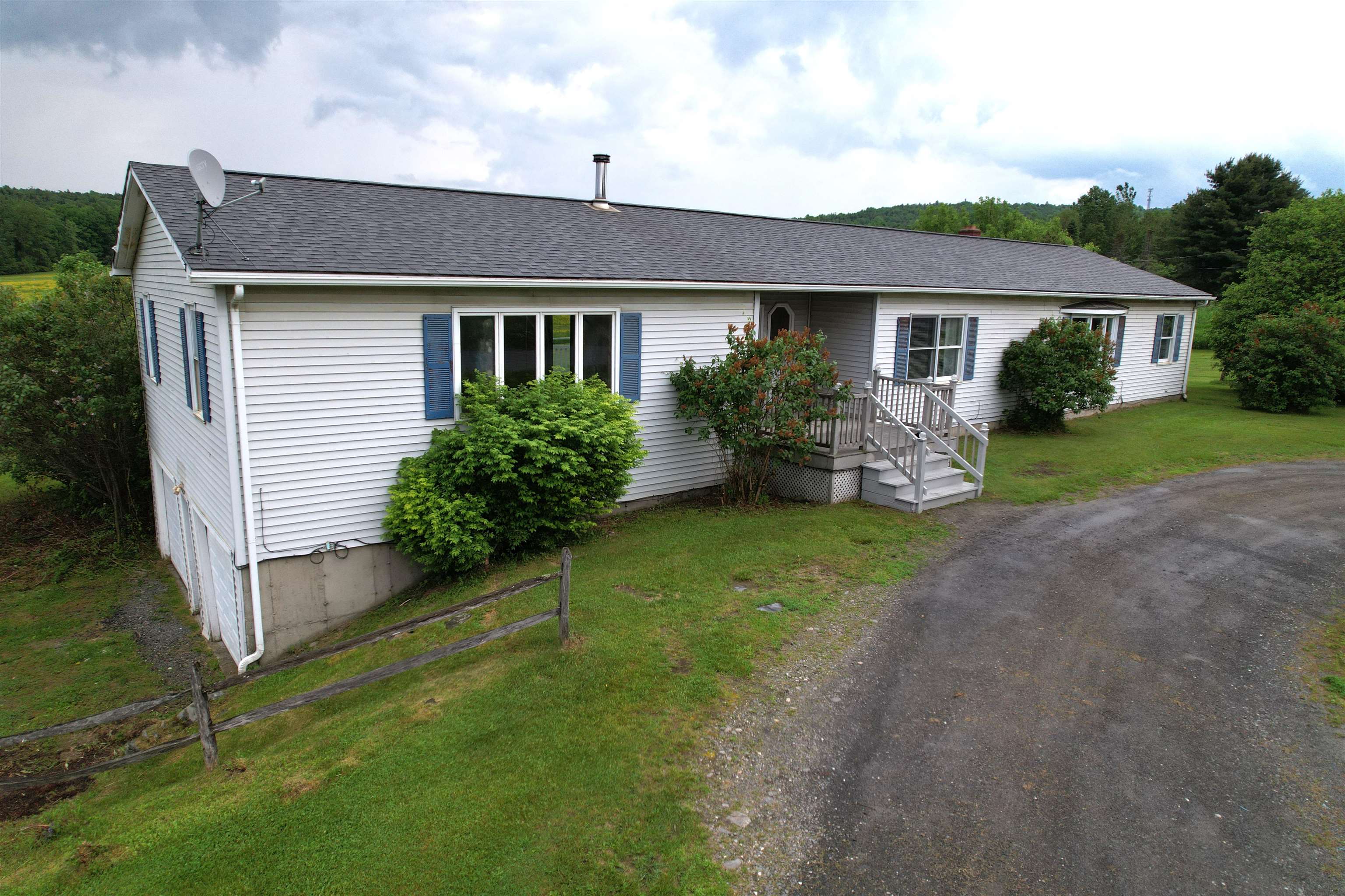 427 Stone Road Property Photo 1