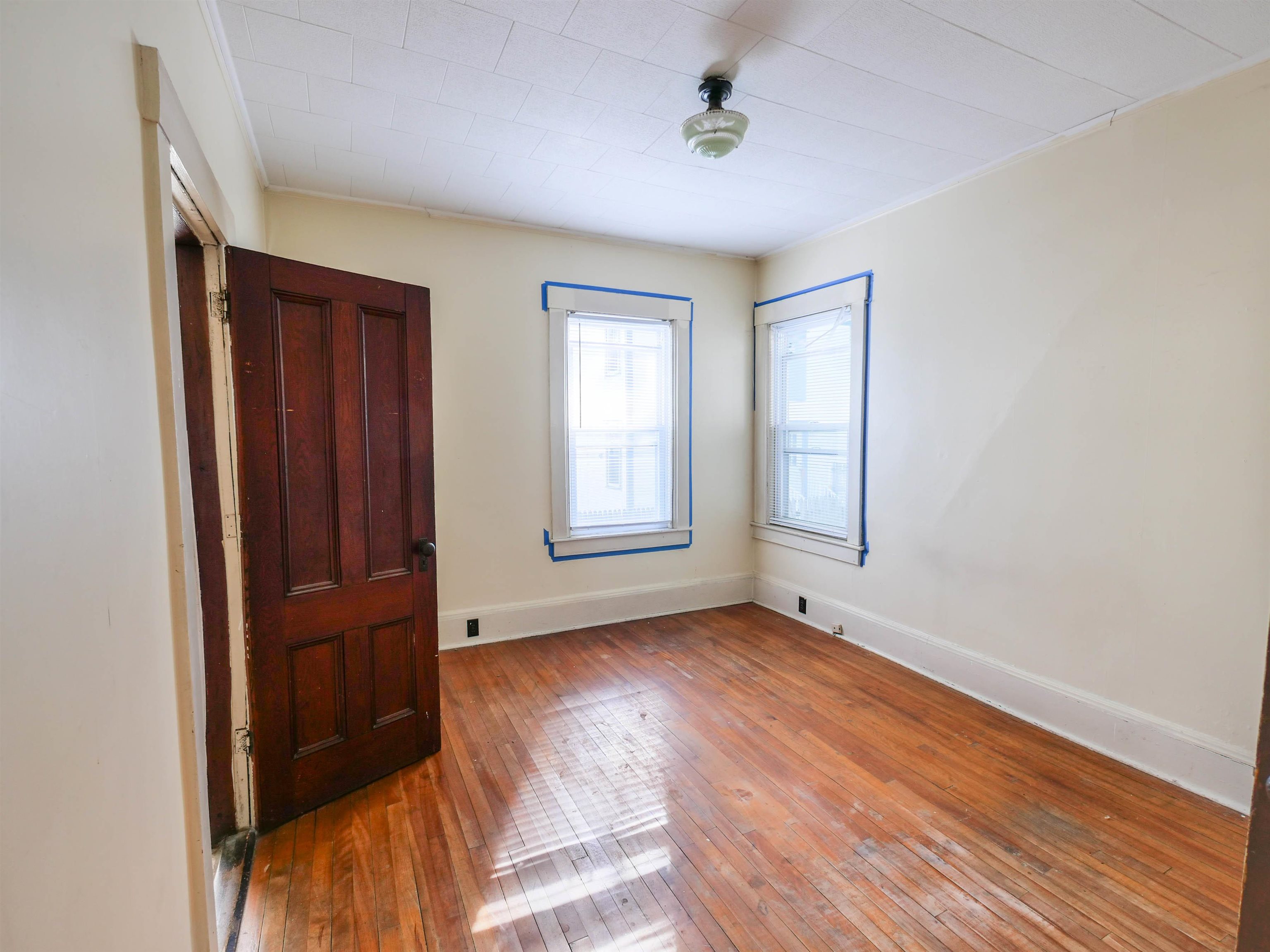 6 Tuttle Street Property Photo 10