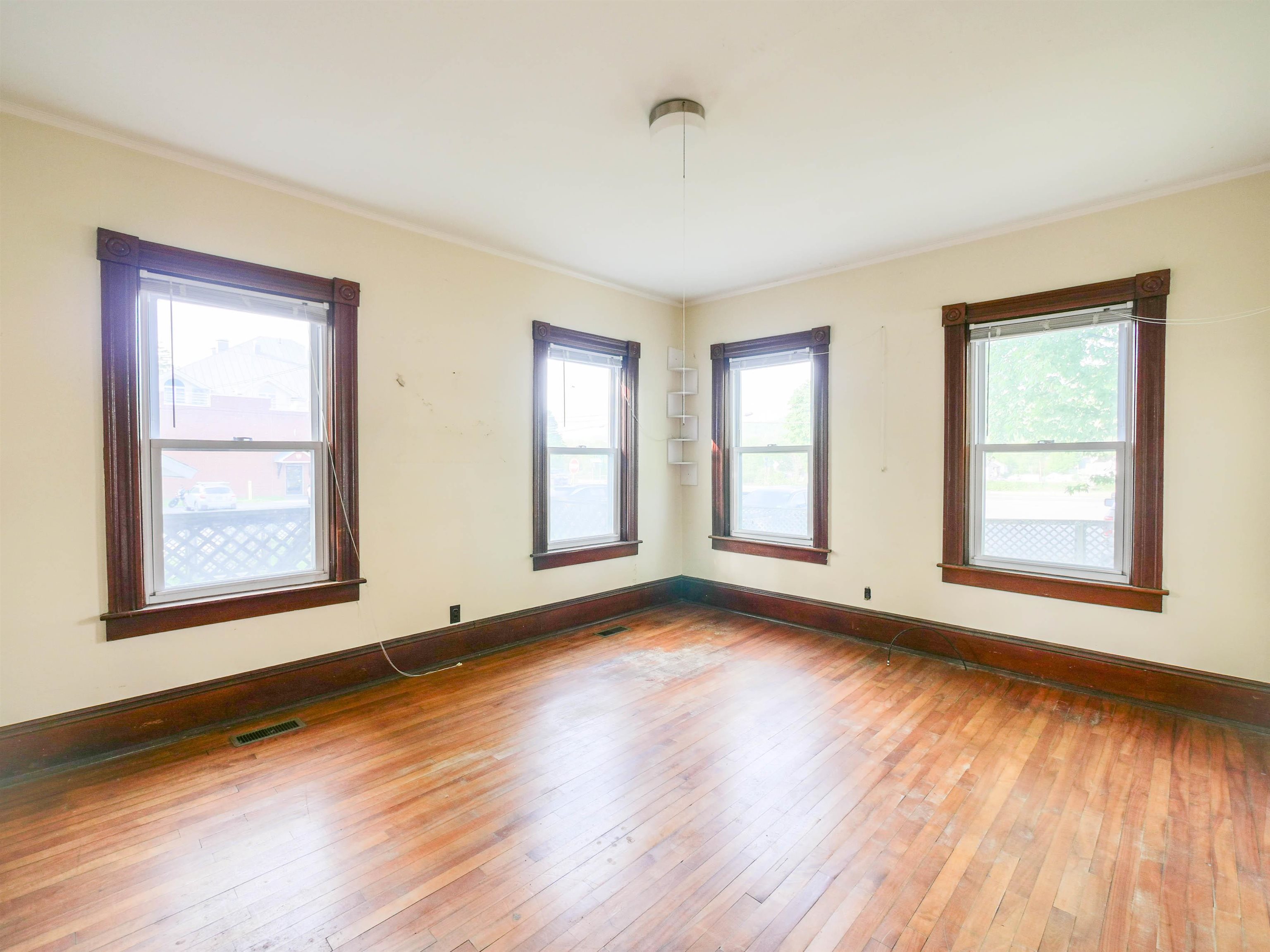 6 Tuttle Street Property Photo 20
