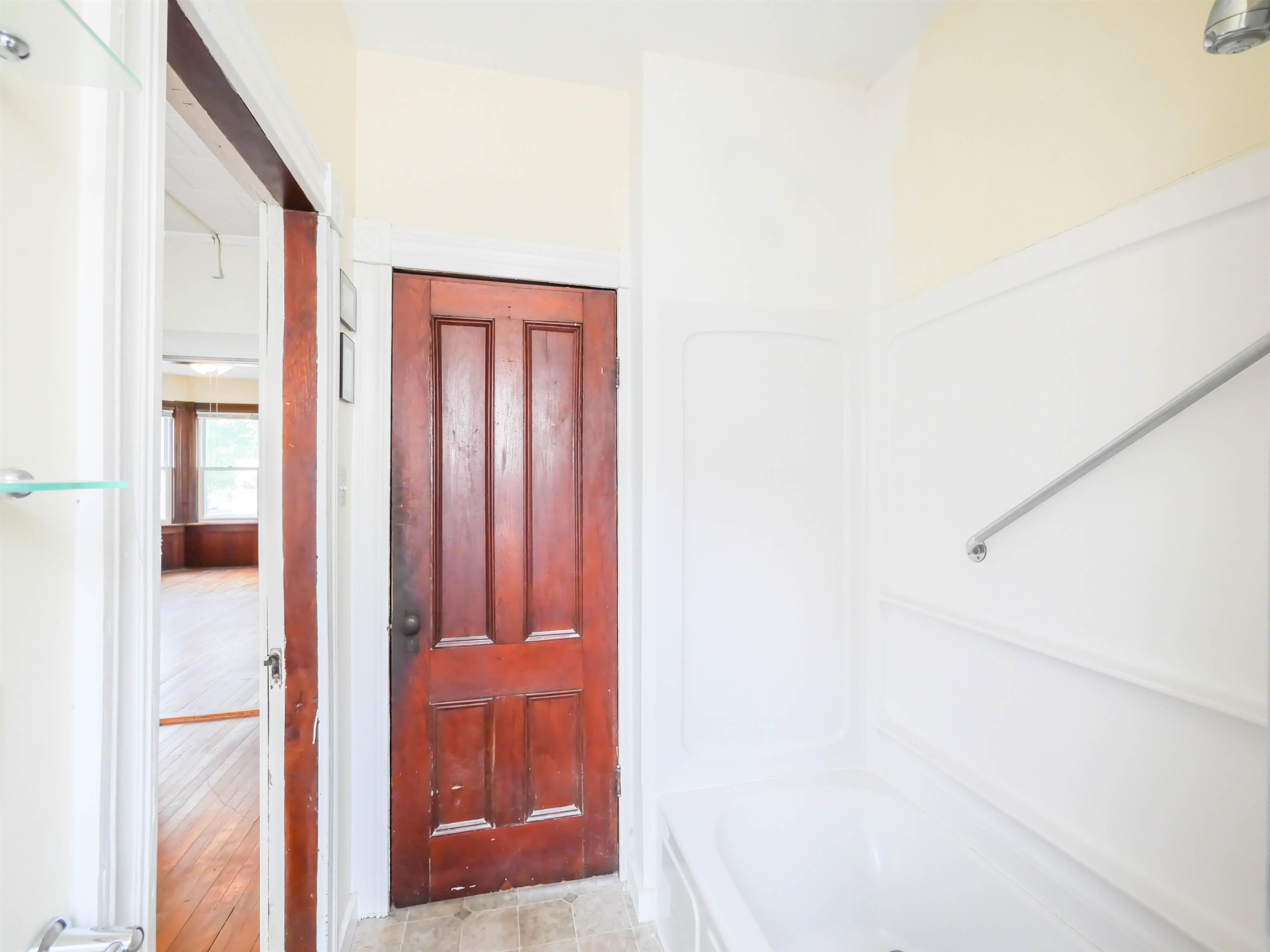 6 Tuttle Street Property Photo 24