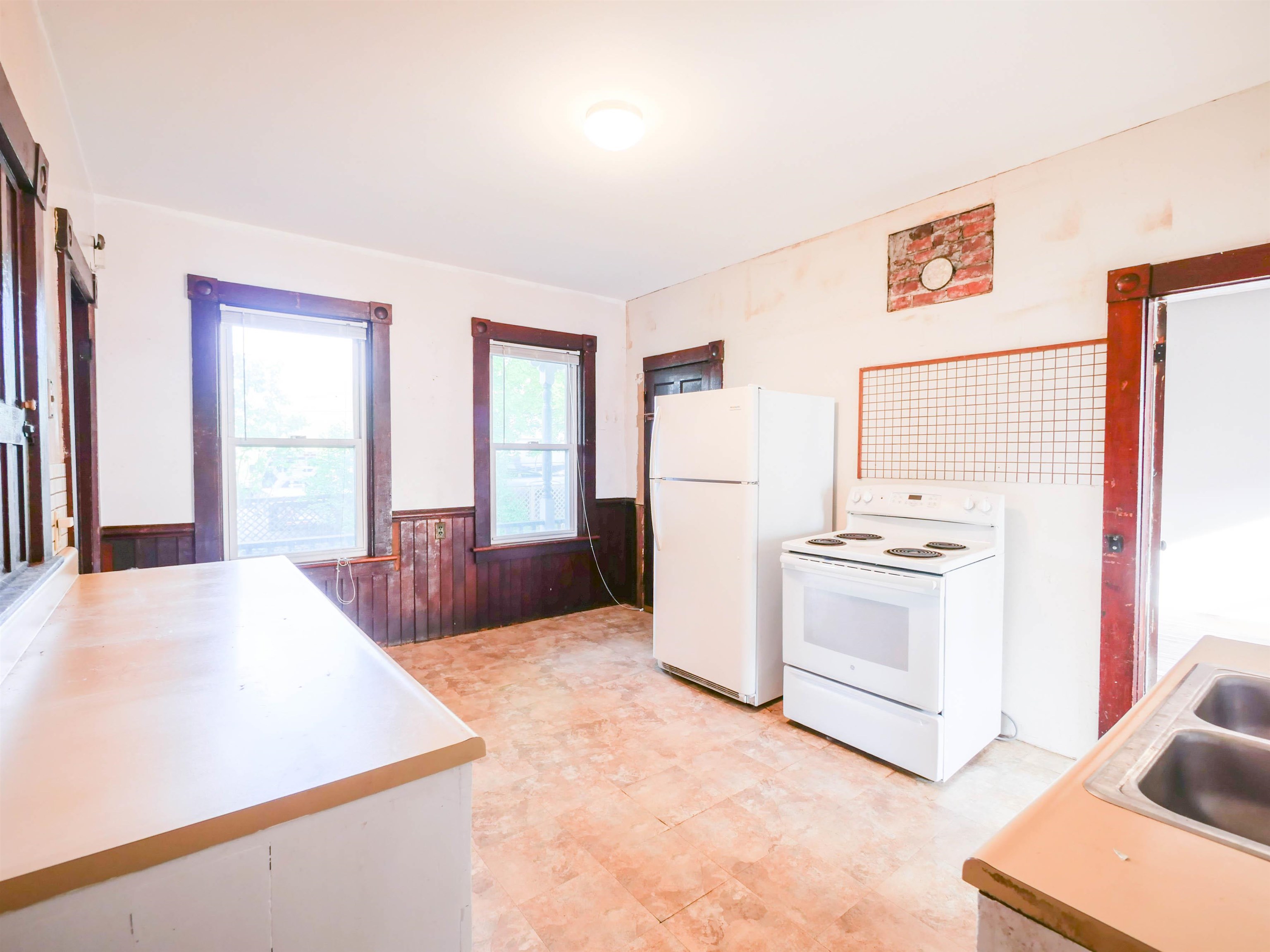 6 Tuttle Street Property Photo 25