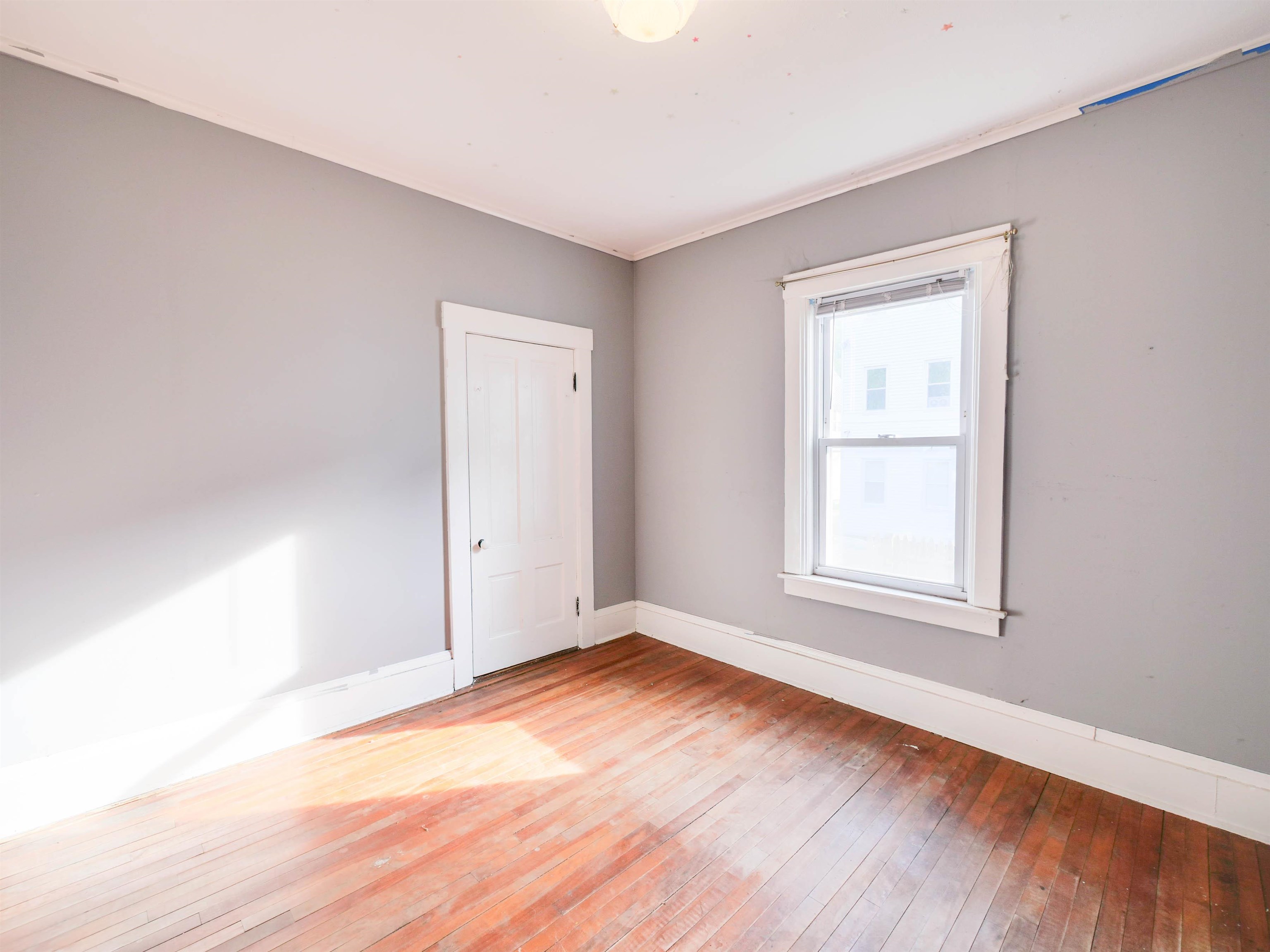 6 Tuttle Street Property Photo 28