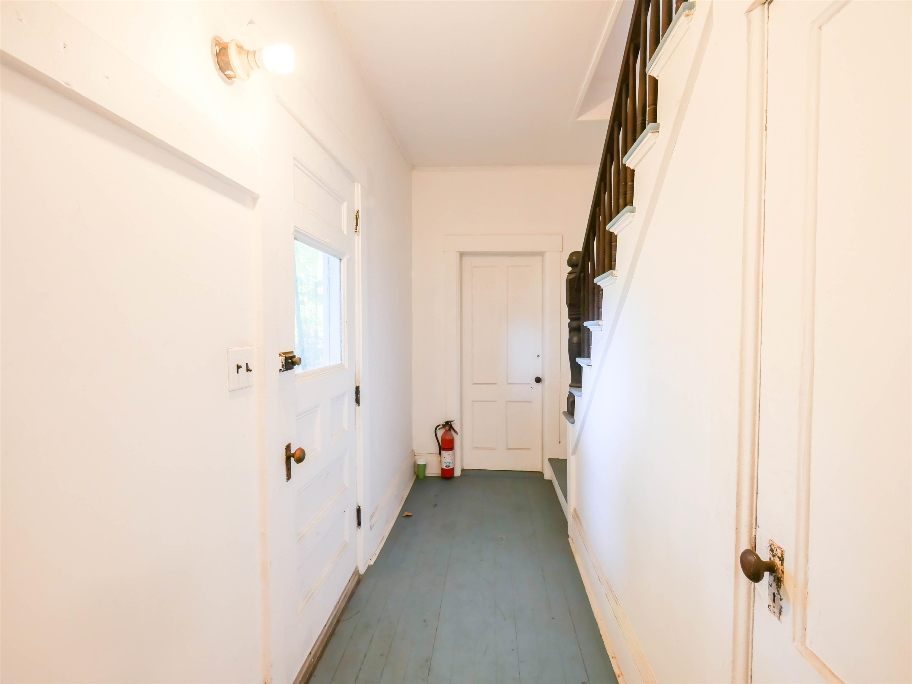 6 Tuttle Street Property Photo 30