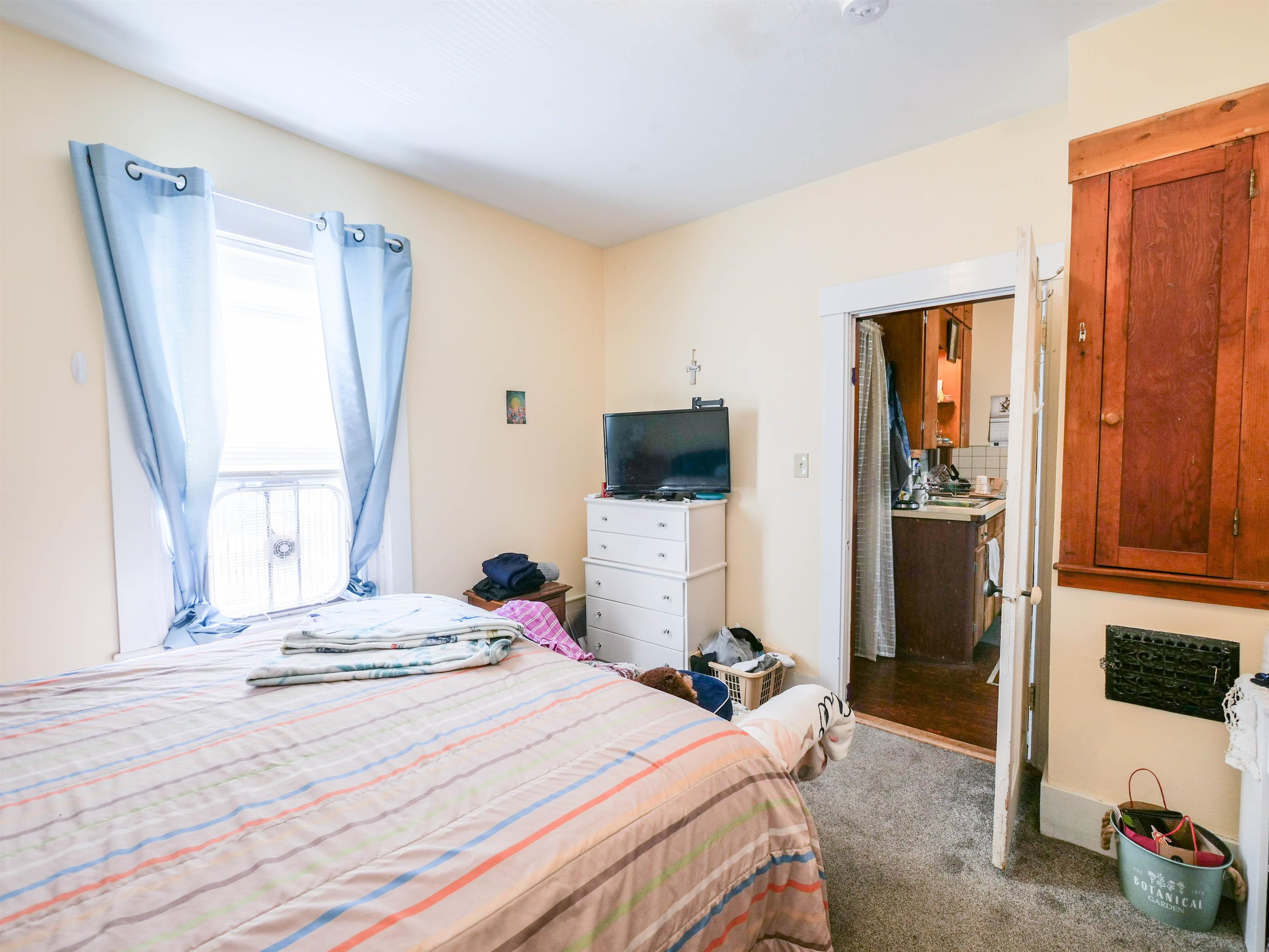 6 Tuttle Street Property Photo 41