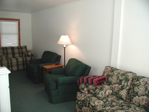 214 Main Street Property Photo 8