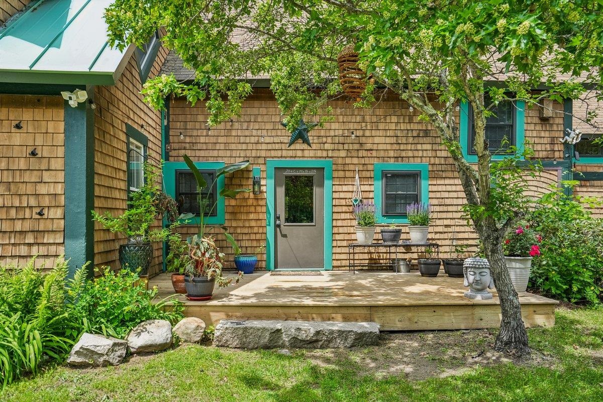 38 Water Street Property Photo 6