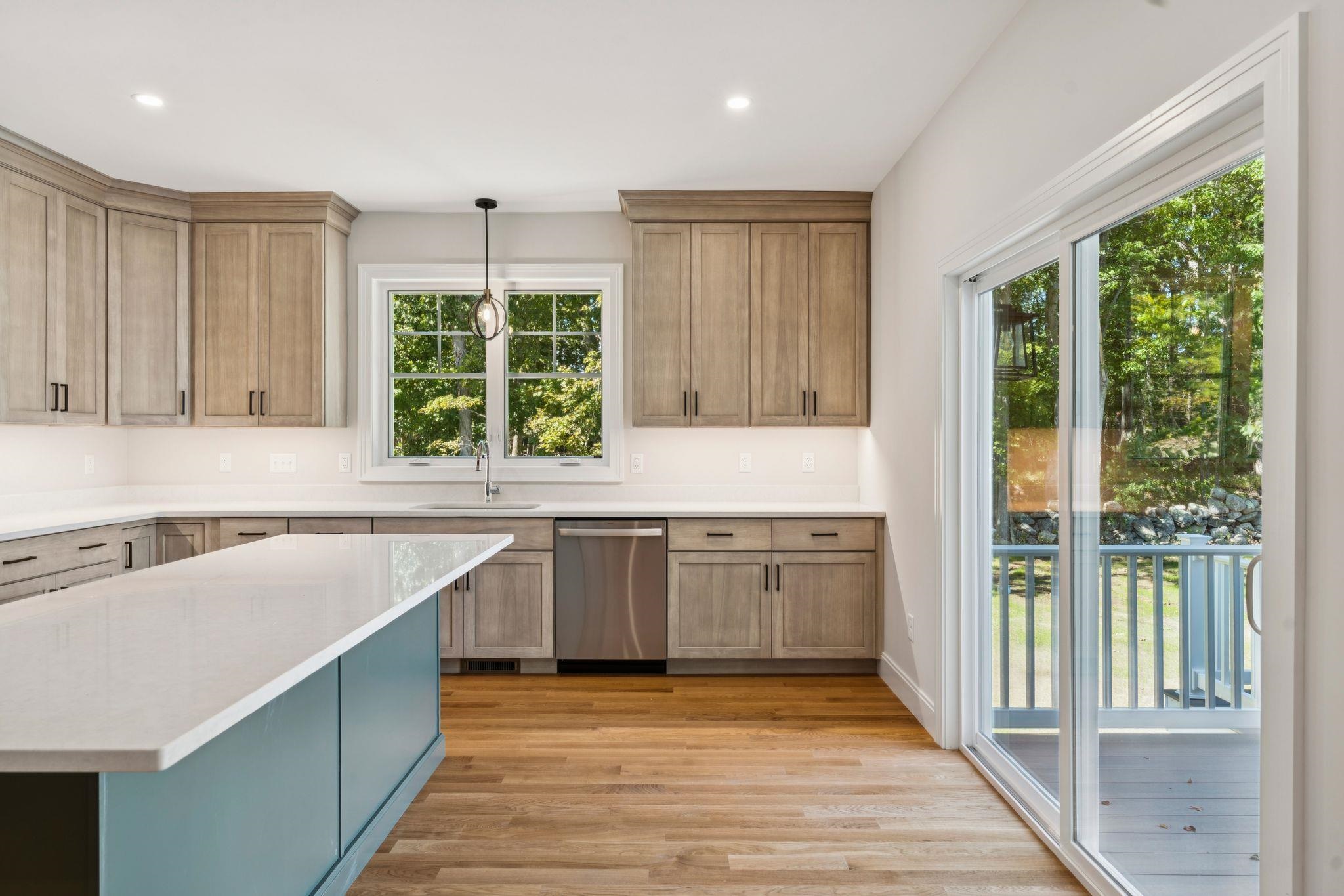 24 Coastal Ridge Lane Property Photo 8