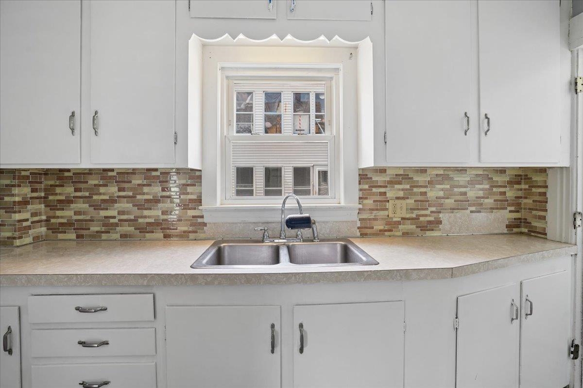 336 Spruce Street Property Photo 5