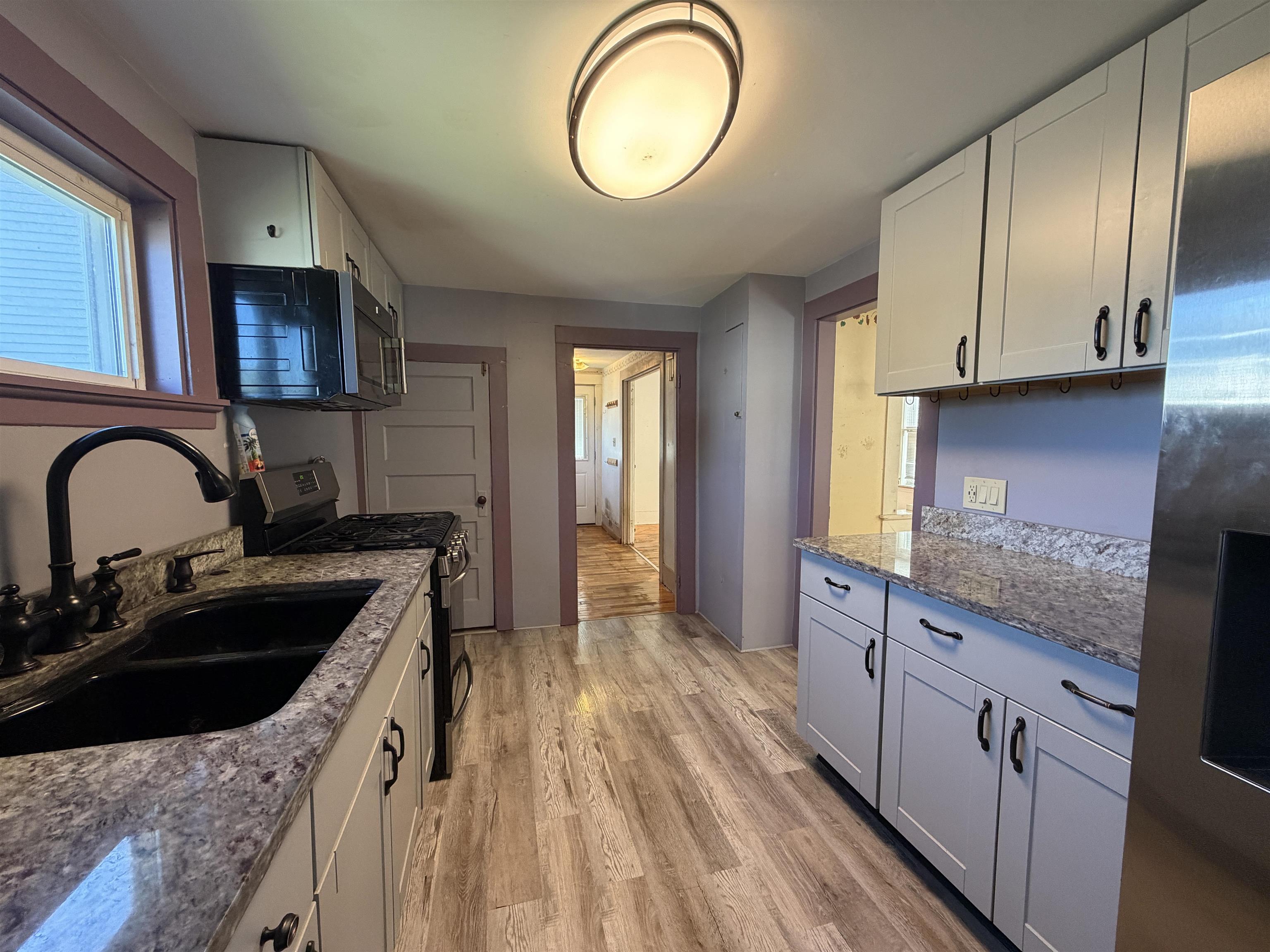 180 South Main Street Property Photo 24