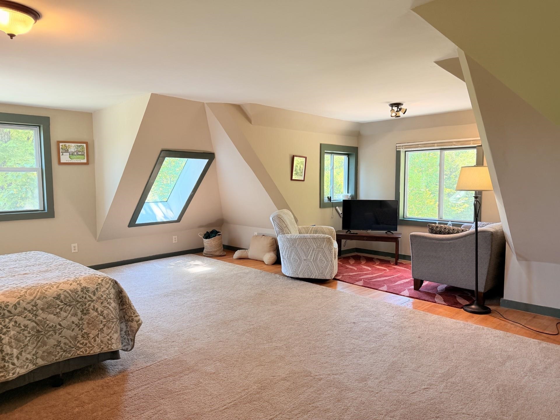 668 Kingdom Road Property Photo 19