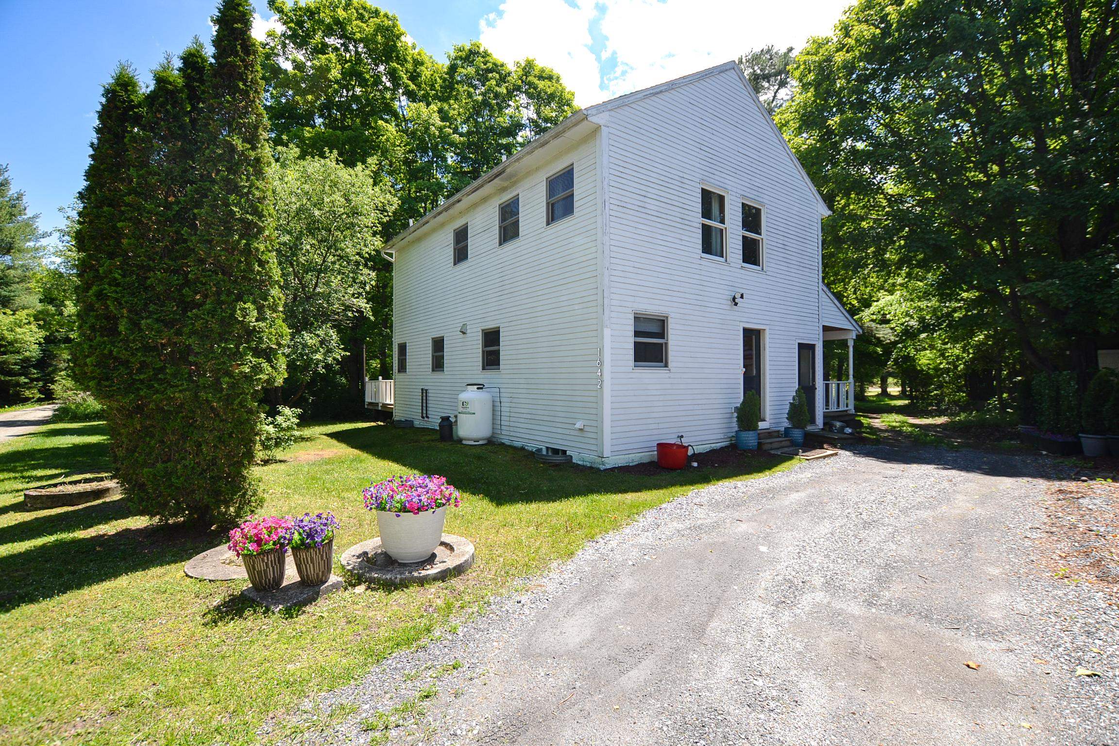 1642 Pucker Street Property Photo 52