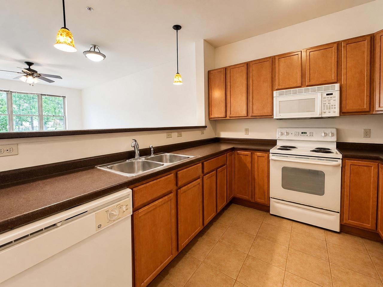 370 Farrell Street Property Photo 3