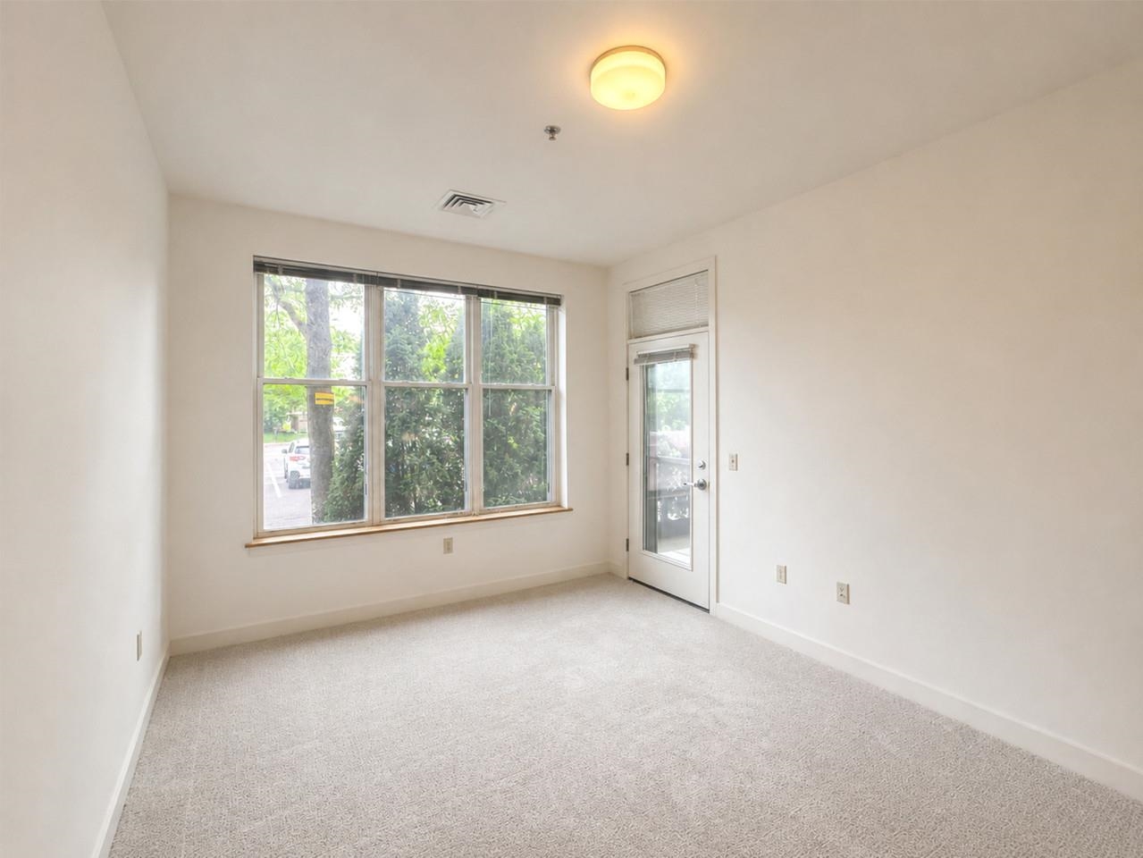 370 Farrell Street Property Photo 10
