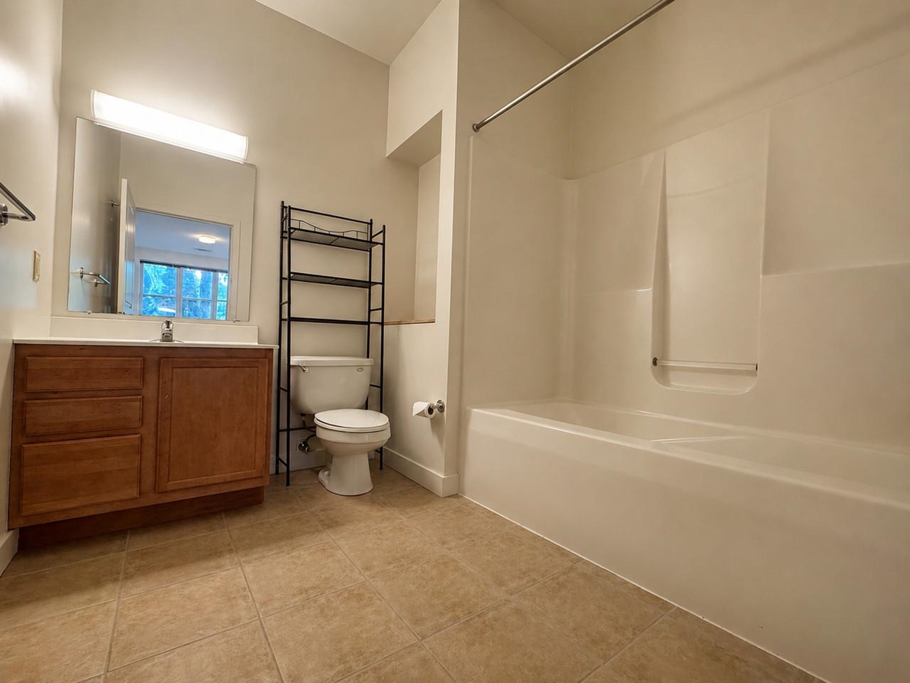 370 Farrell Street Property Photo 12