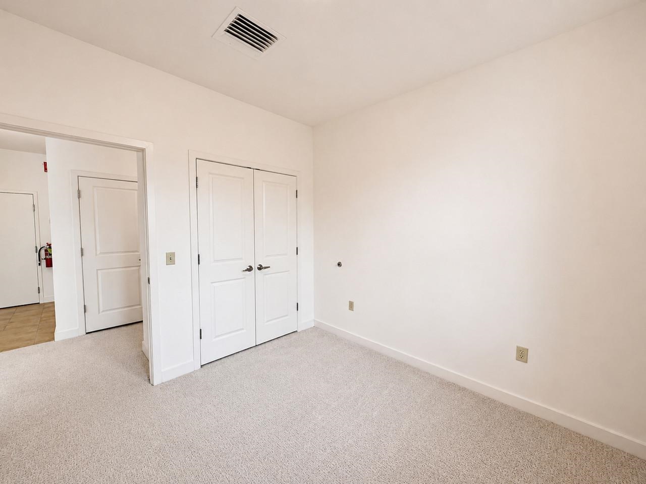 370 Farrell Street Property Photo 15