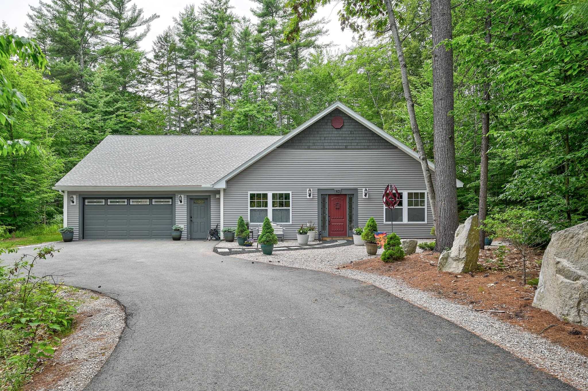 82 Poliquin Drive Property Photo 1