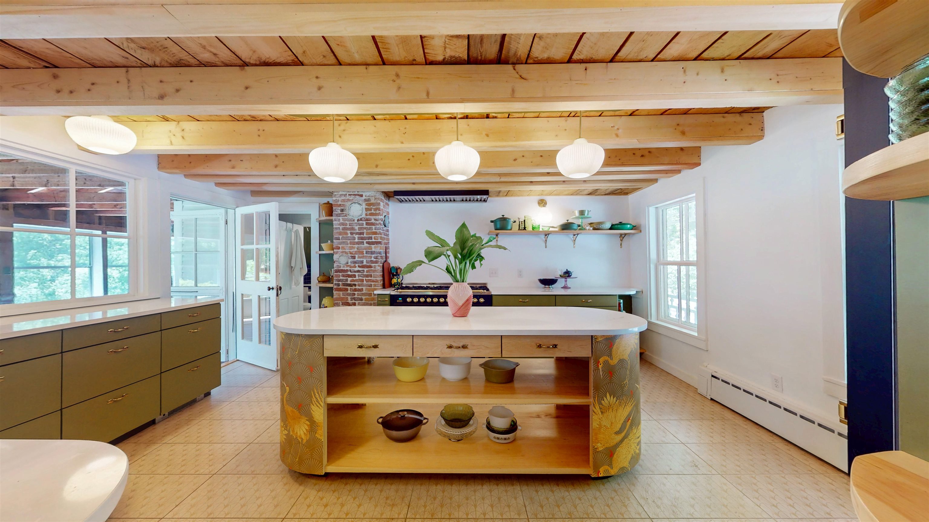 466 East Main Street Property Photo 19