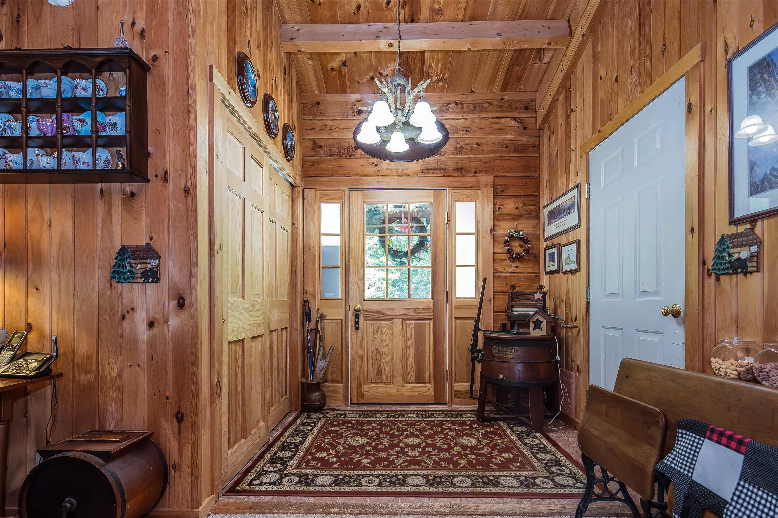 221 Fiddlehead Lane Property Photo 6