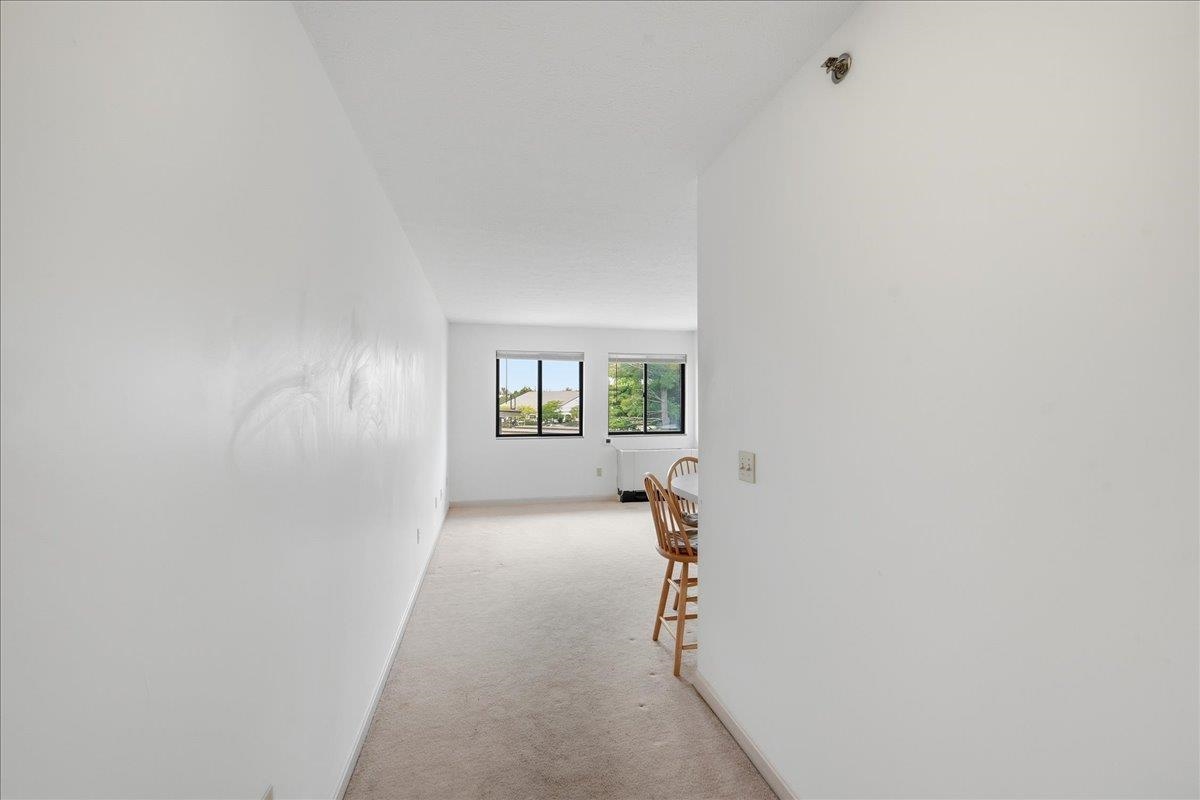 10 Kellogg Road Property Photo 2
