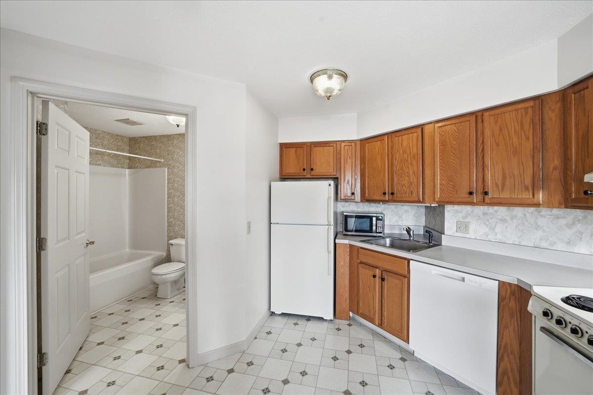 10 Kellogg Road Property Photo 12