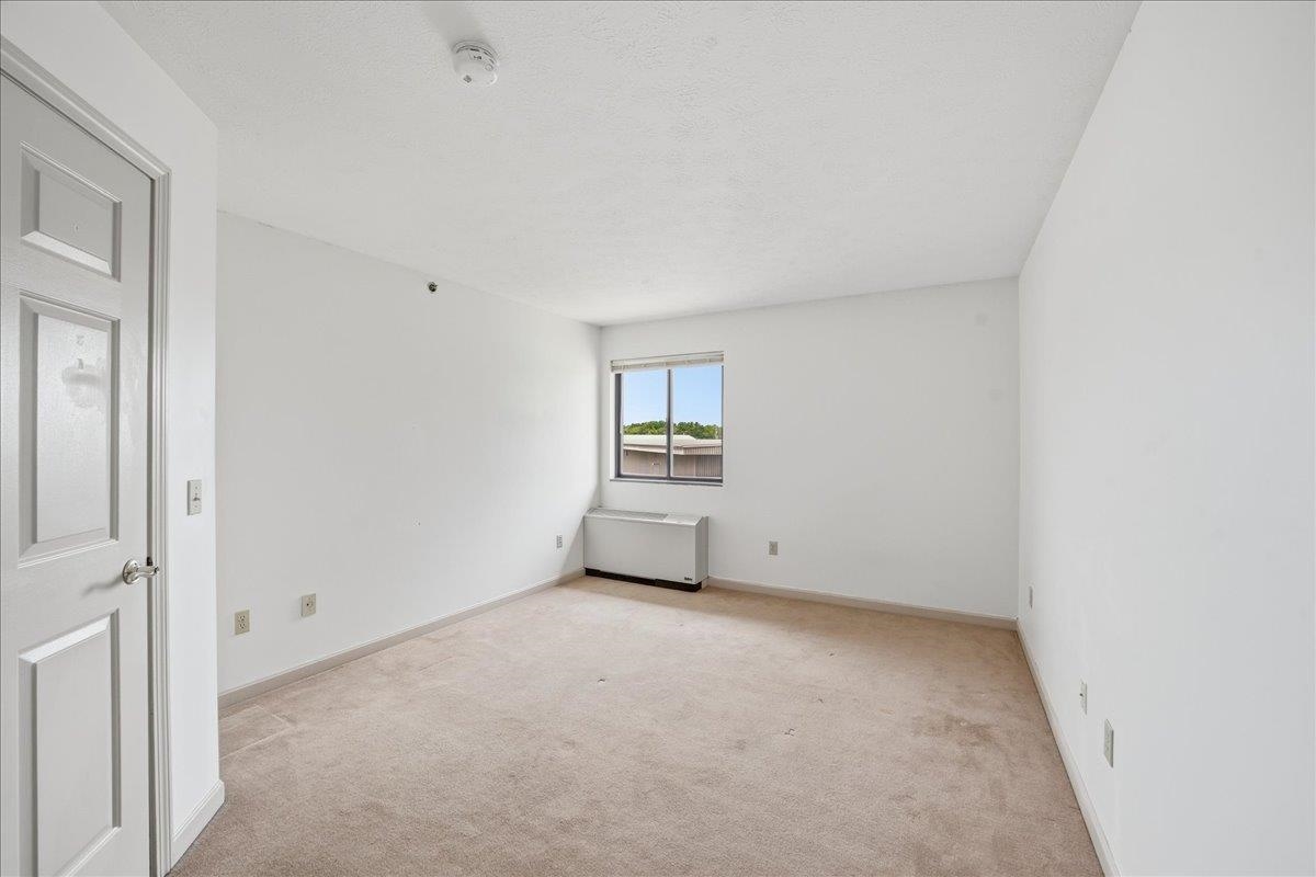 10 Kellogg Road Property Photo 18