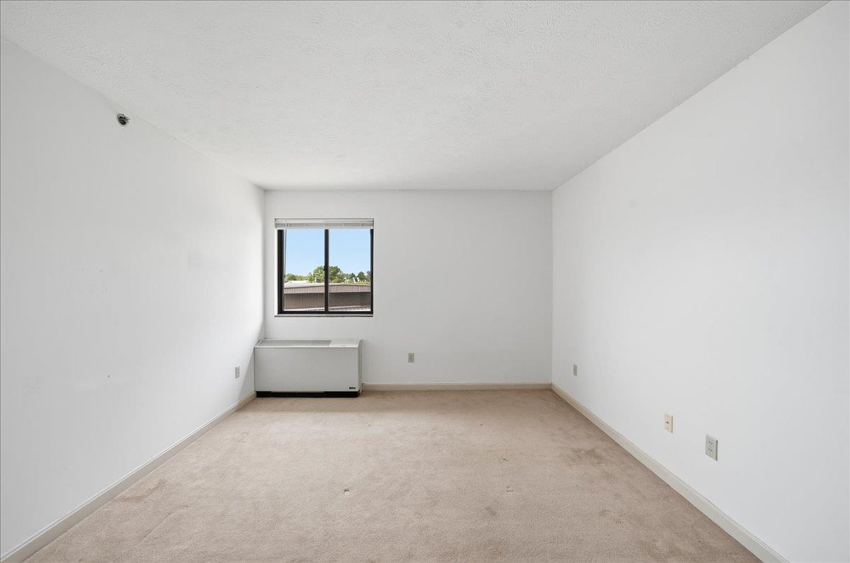 10 Kellogg Road Property Photo 19