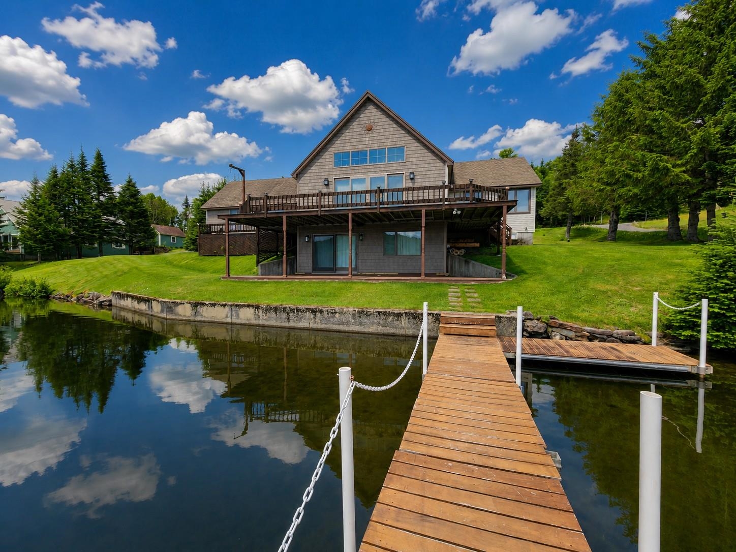 1467 Diamond Pond Road Property Photo 6