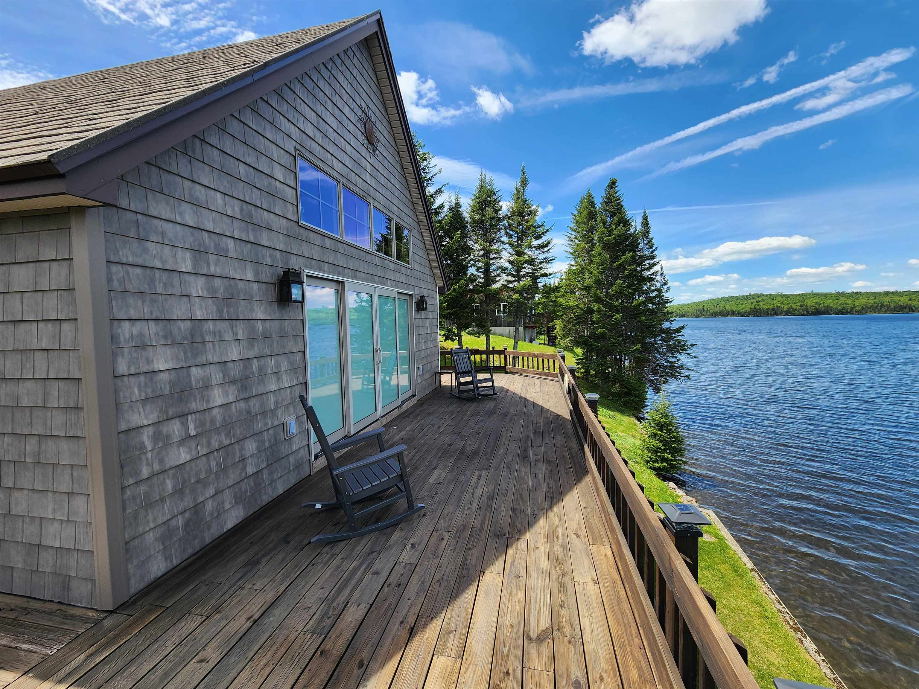 1467 Diamond Pond Road Property Photo 8