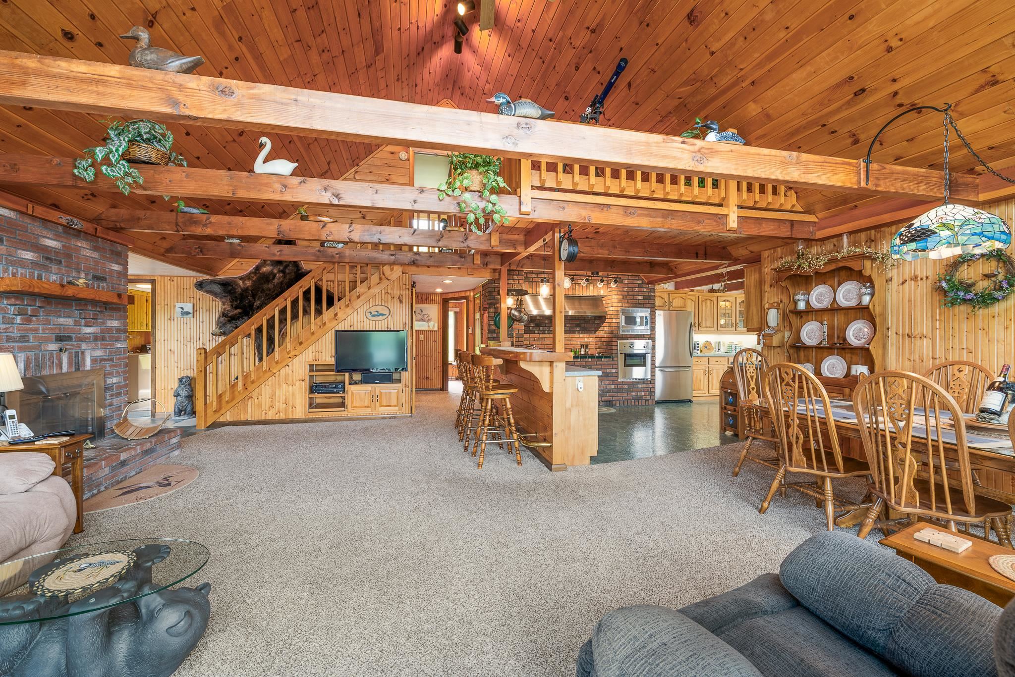 1467 Diamond Pond Road Property Photo 18