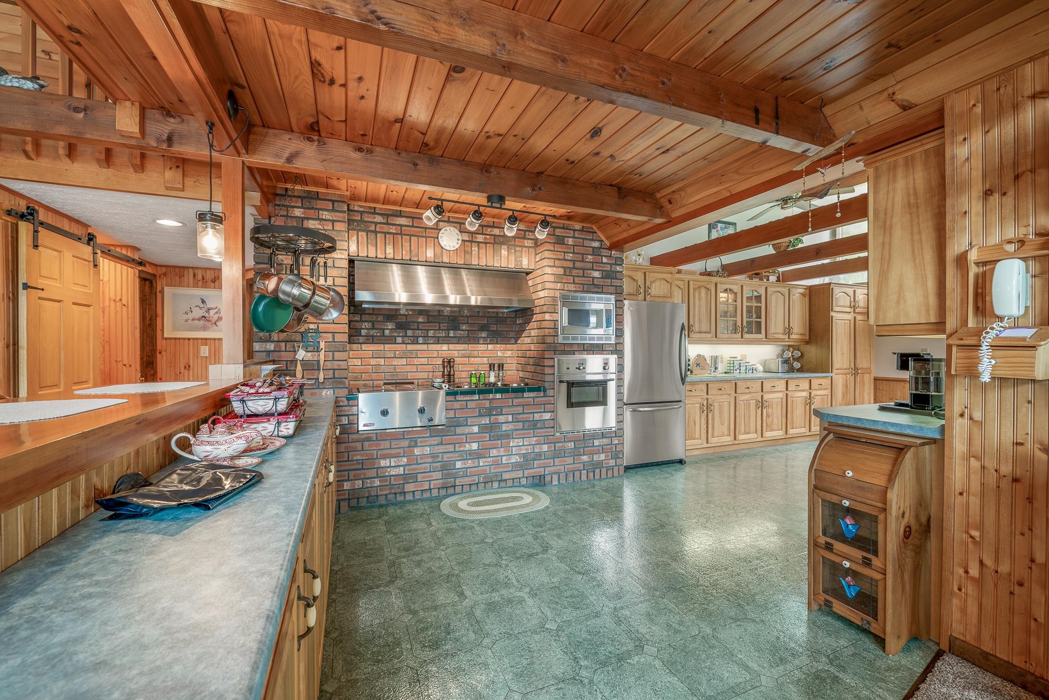 1467 Diamond Pond Road Property Photo 19